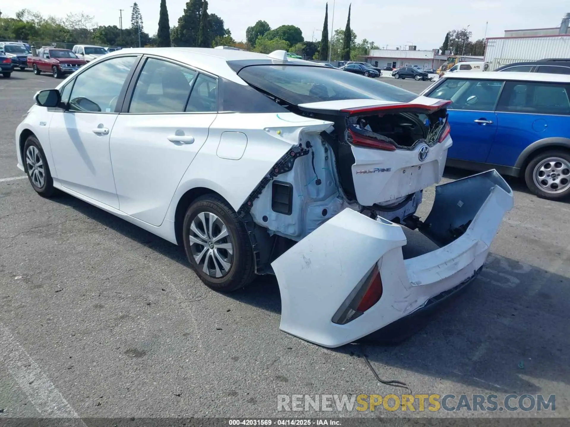 3 Photograph of a damaged car JTDKAMFP7M3197111 TOYOTA PRIUS PRIME 2021