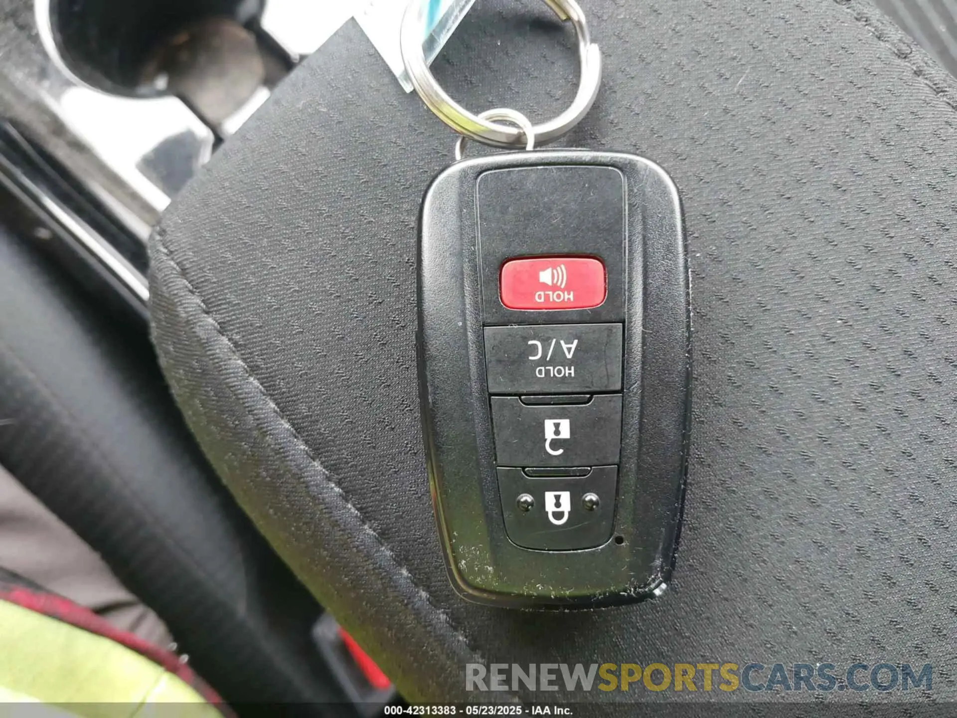11 Photograph of a damaged car JTDKAMFP9M3179242 TOYOTA PRIUS PRIME 2021