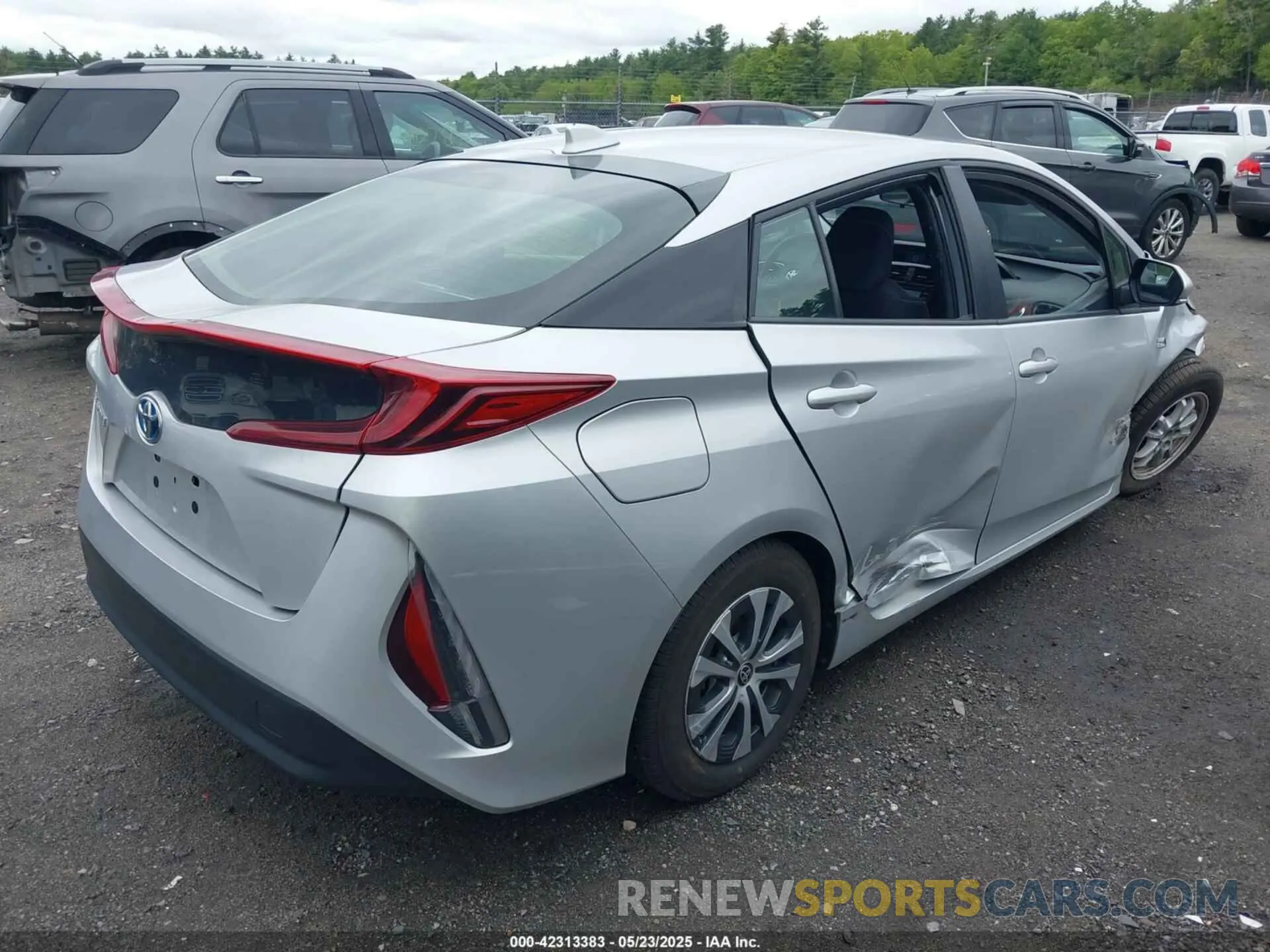 4 Photograph of a damaged car JTDKAMFP9M3179242 TOYOTA PRIUS PRIME 2021