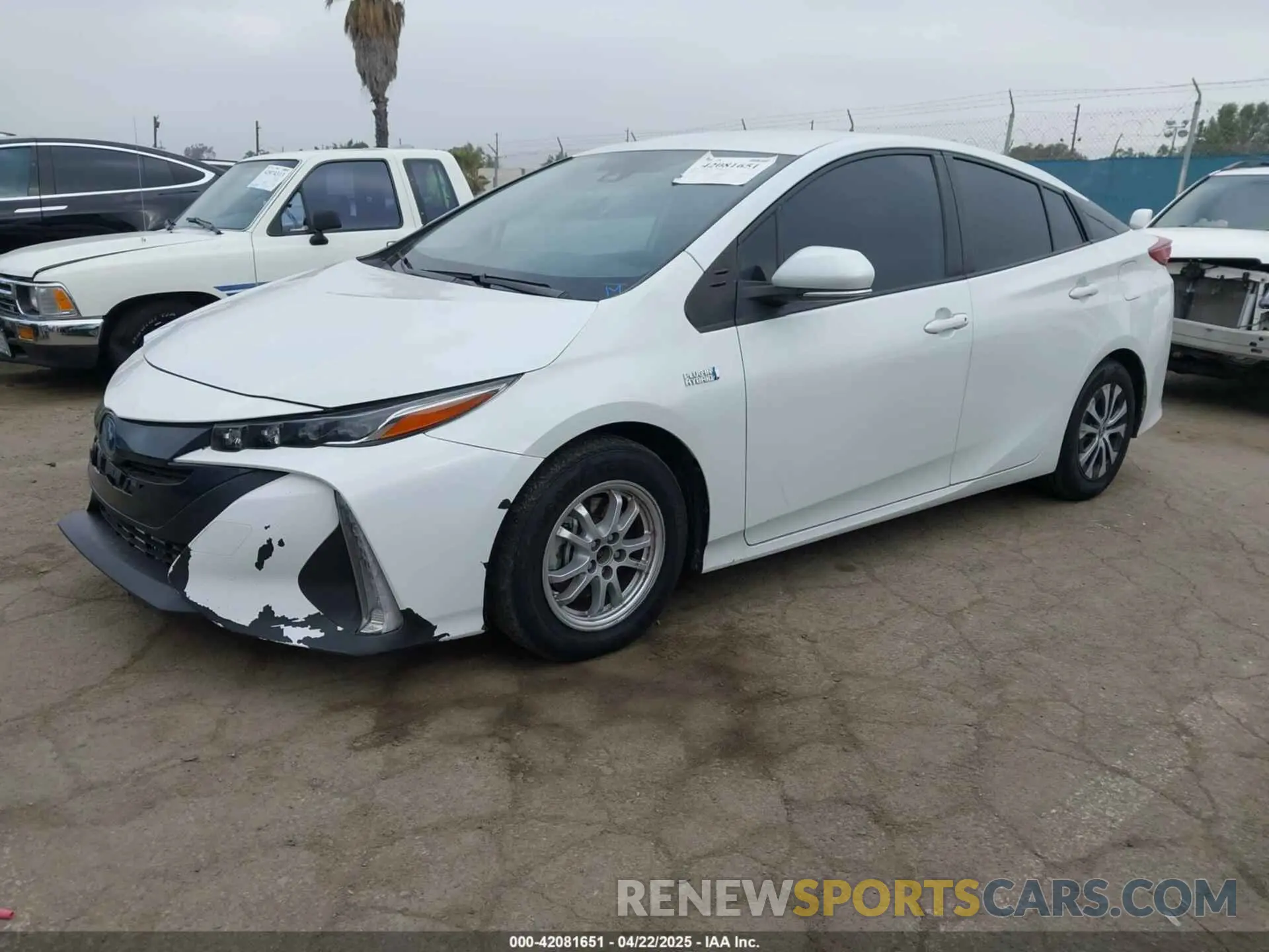 2 Photograph of a damaged car JTDKAMFP9M3194047 TOYOTA PRIUS PRIME 2021