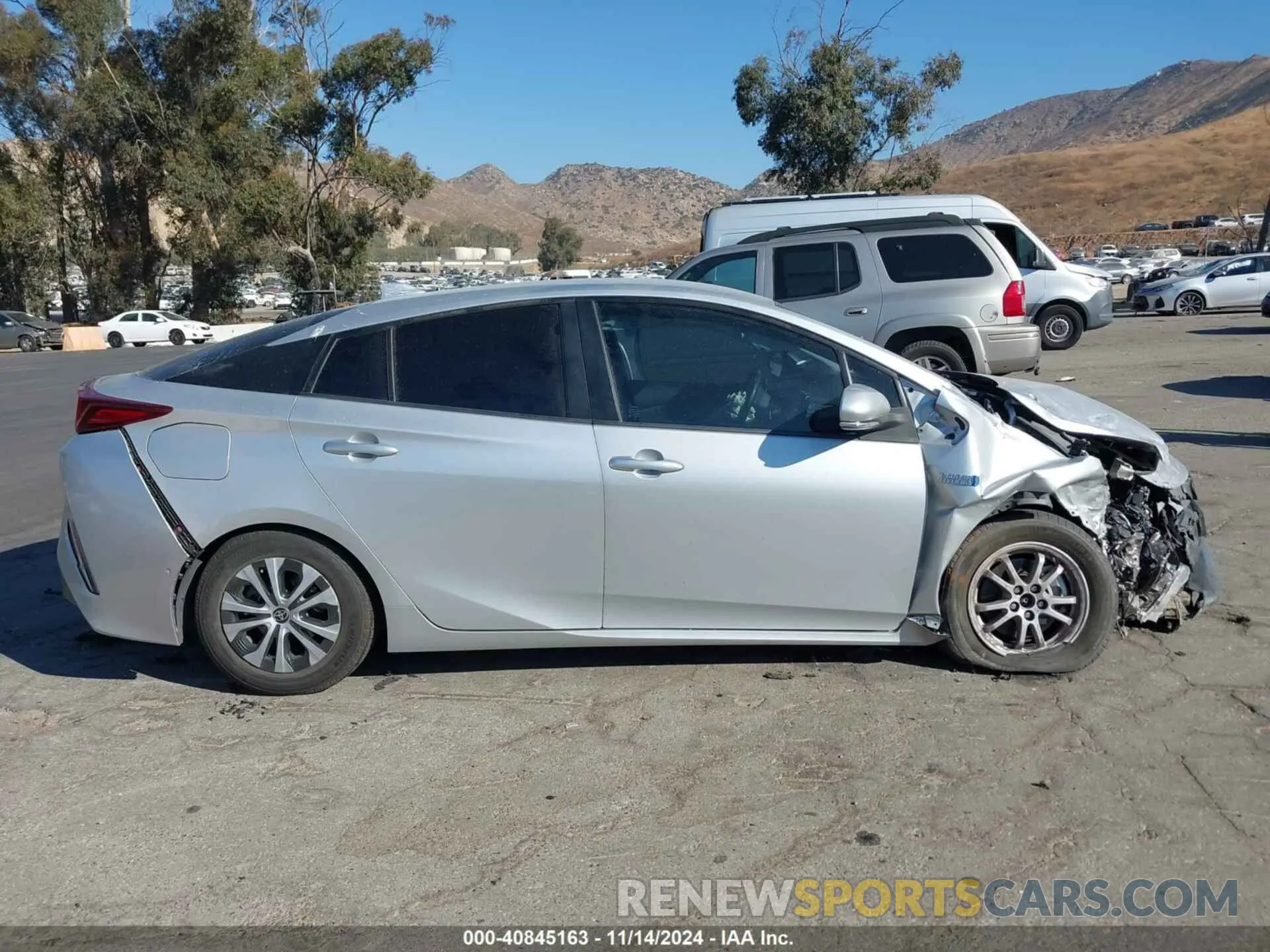 14 Photograph of a damaged car JTDKAMFPXM3180383 TOYOTA PRIUS PRIME 2021