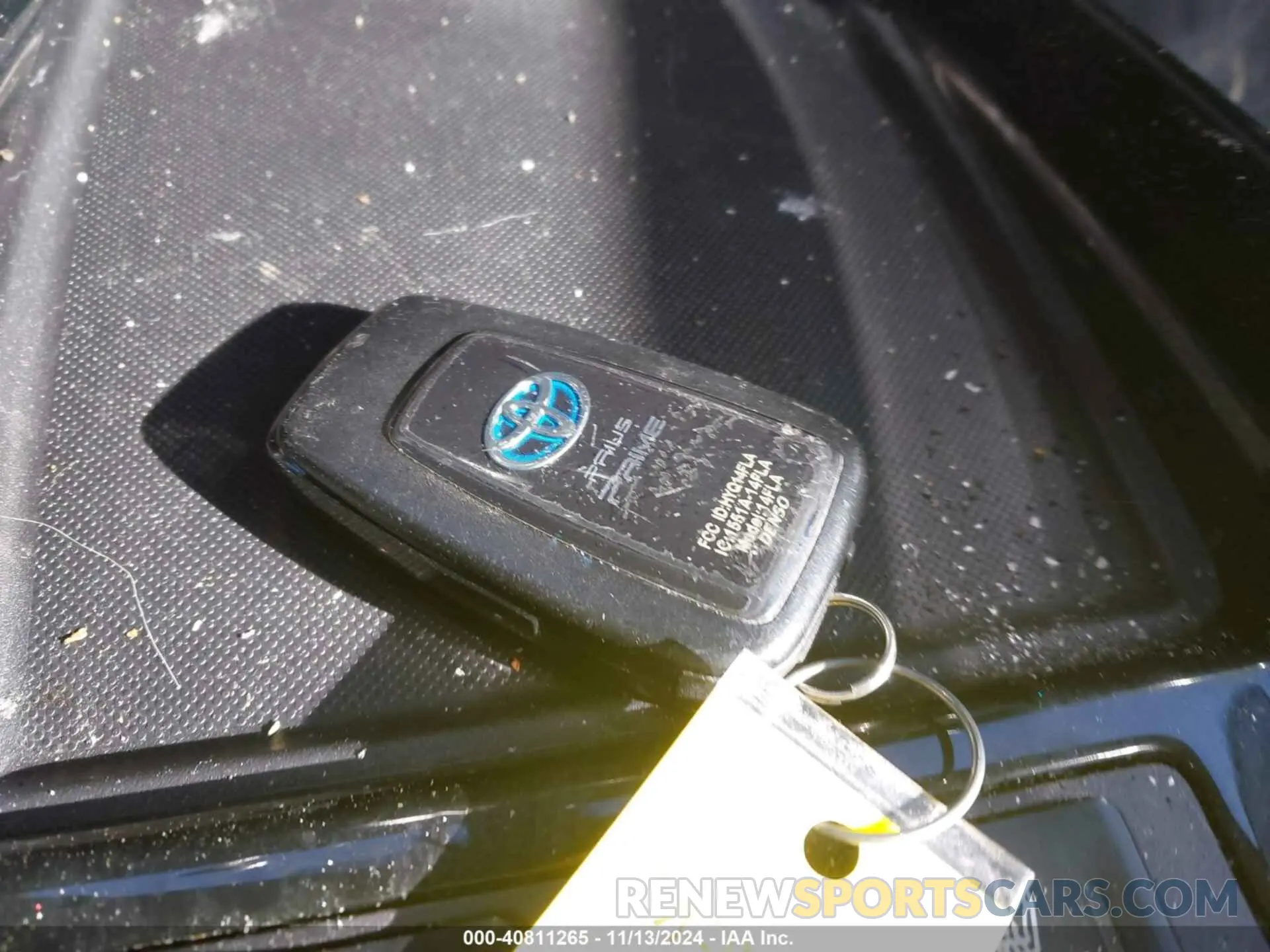 11 Photograph of a damaged car JTDKAMFPXM3181453 TOYOTA PRIUS PRIME 2021