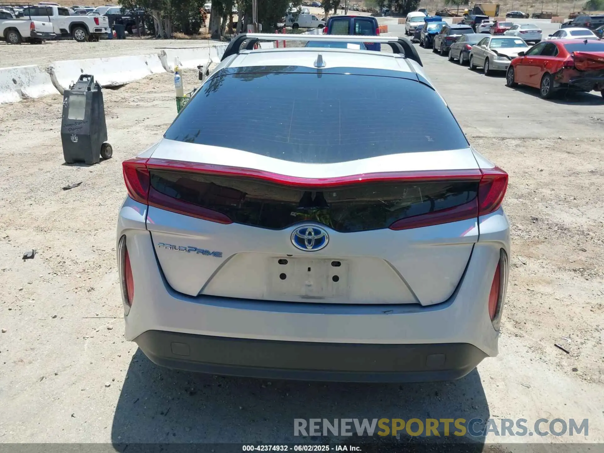 15 Photograph of a damaged car JTDKAMFP0N3204255 TOYOTA PRIUS PRIME 2022