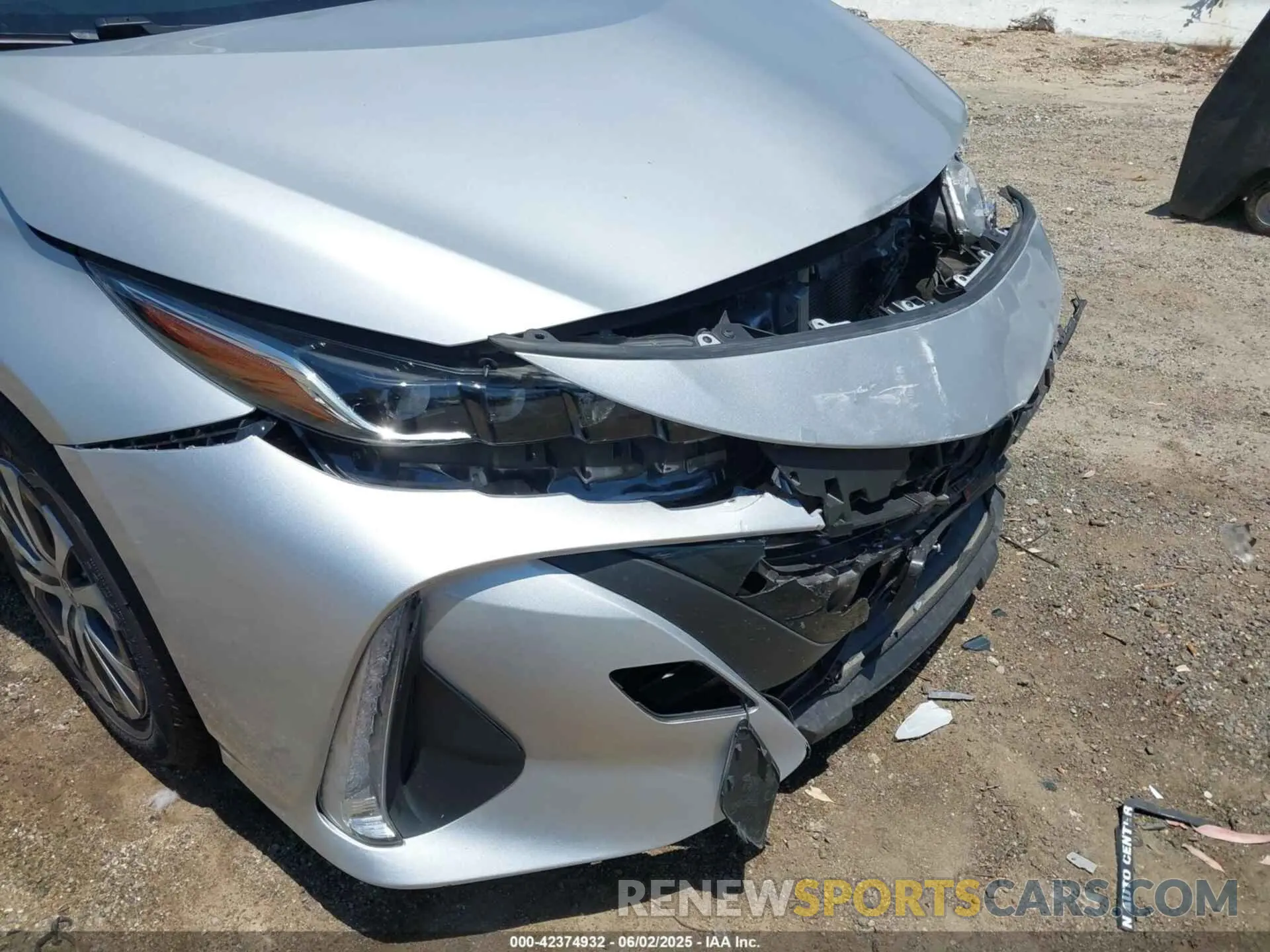 17 Photograph of a damaged car JTDKAMFP0N3204255 TOYOTA PRIUS PRIME 2022
