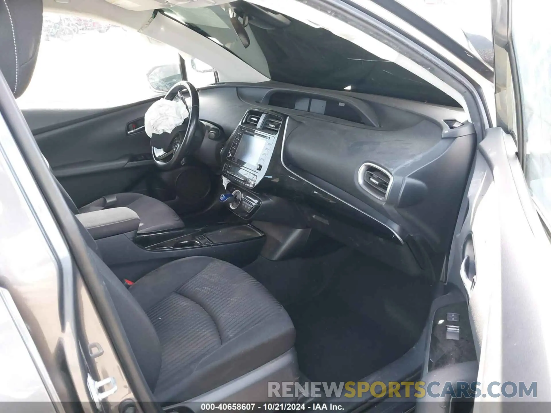 5 Photograph of a damaged car JTDKAMFP1N3202871 TOYOTA PRIUS PRIME 2022