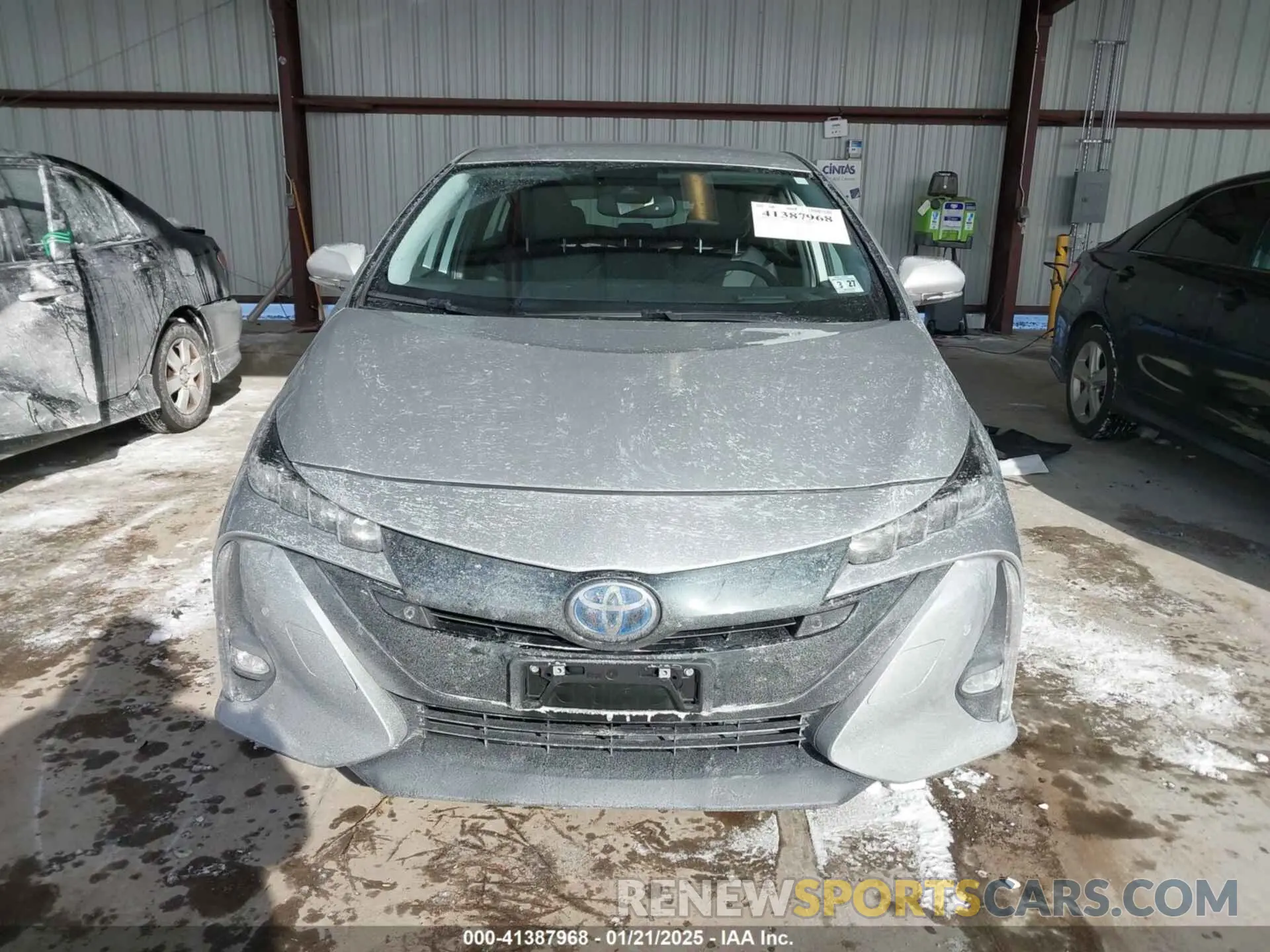 12 Photograph of a damaged car JTDKAMFP1N3206421 TOYOTA PRIUS PRIME 2022