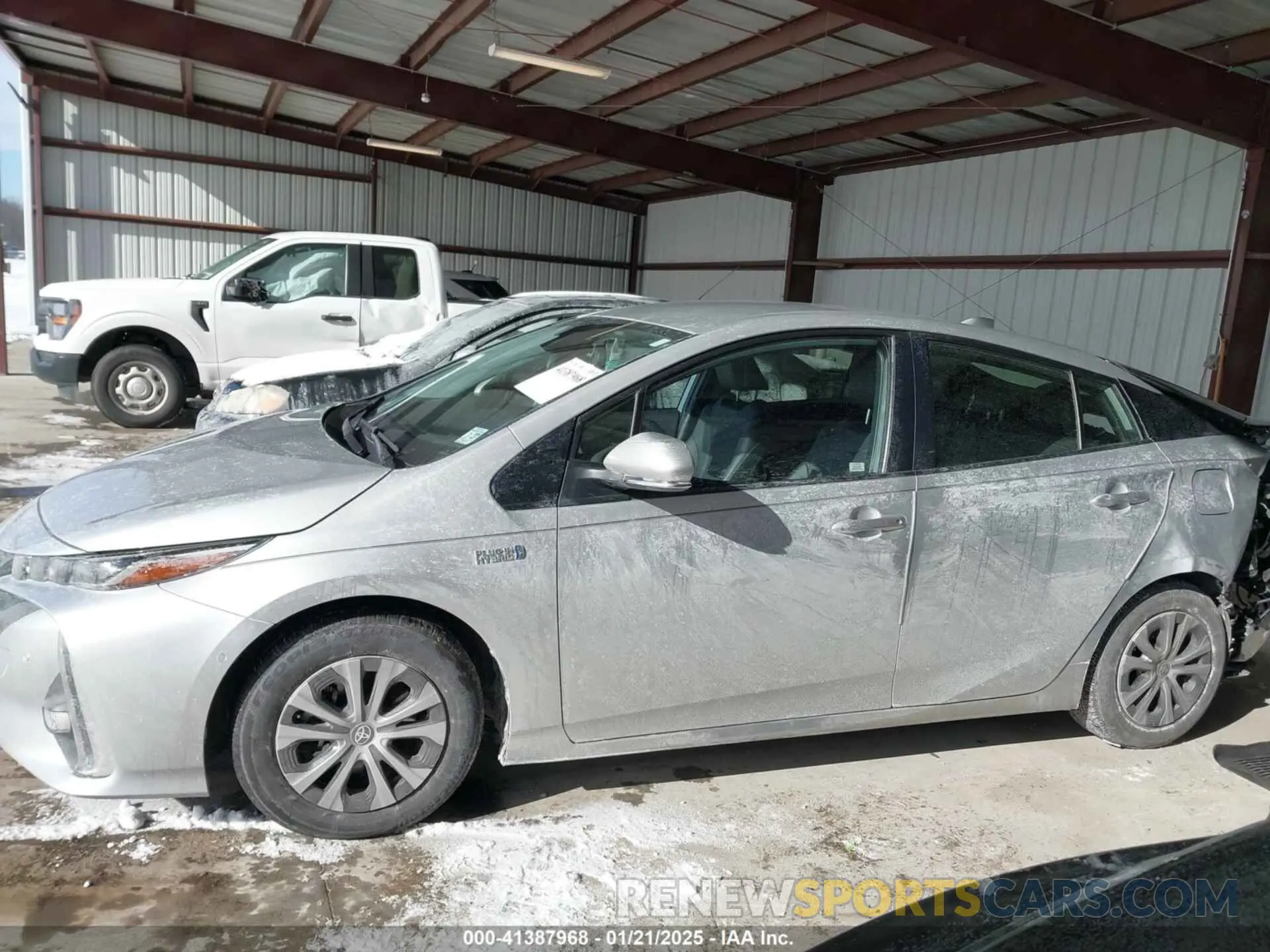 14 Photograph of a damaged car JTDKAMFP1N3206421 TOYOTA PRIUS PRIME 2022