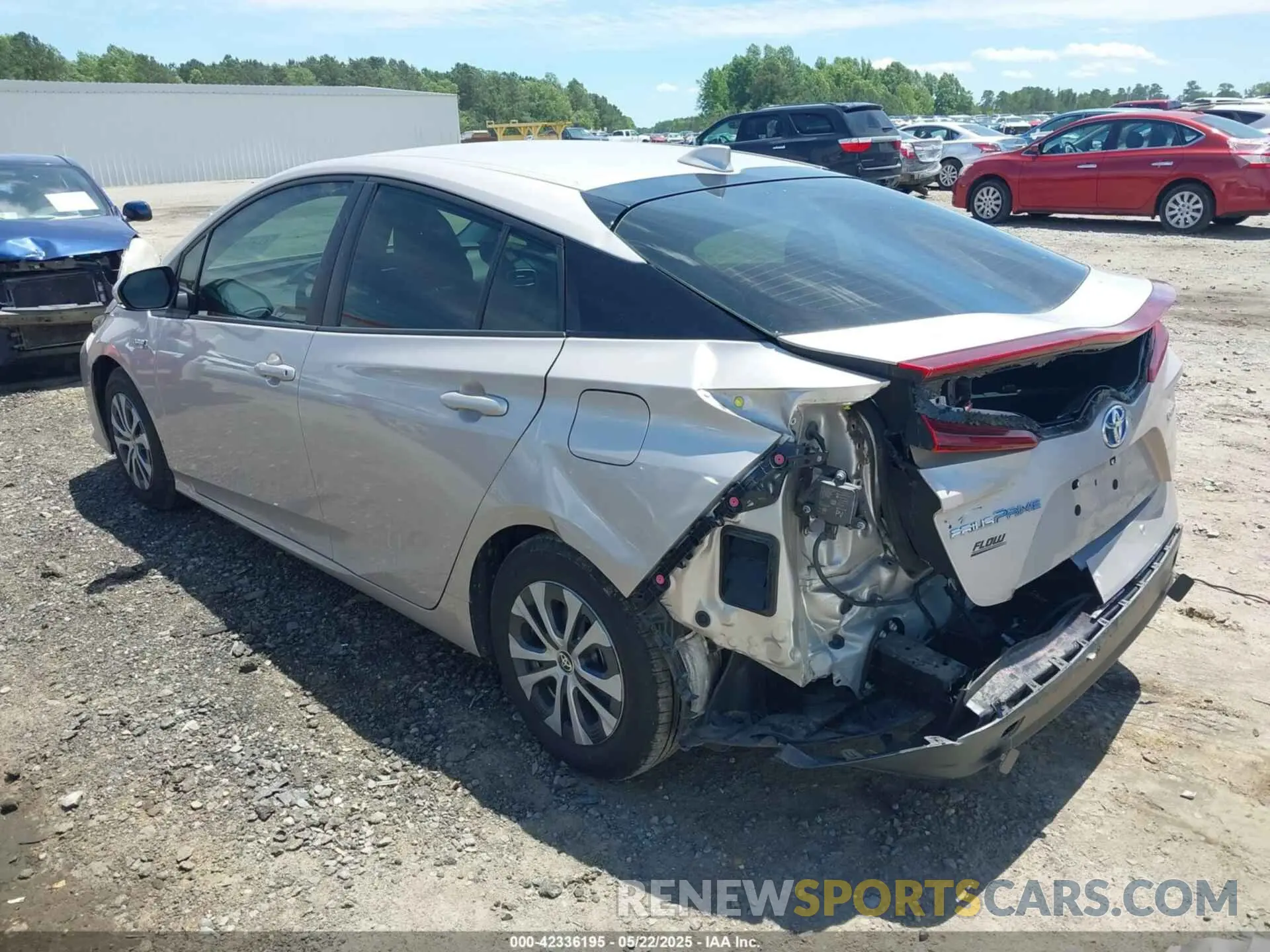 3 Photograph of a damaged car JTDKAMFP2N3208601 TOYOTA PRIUS PRIME 2022