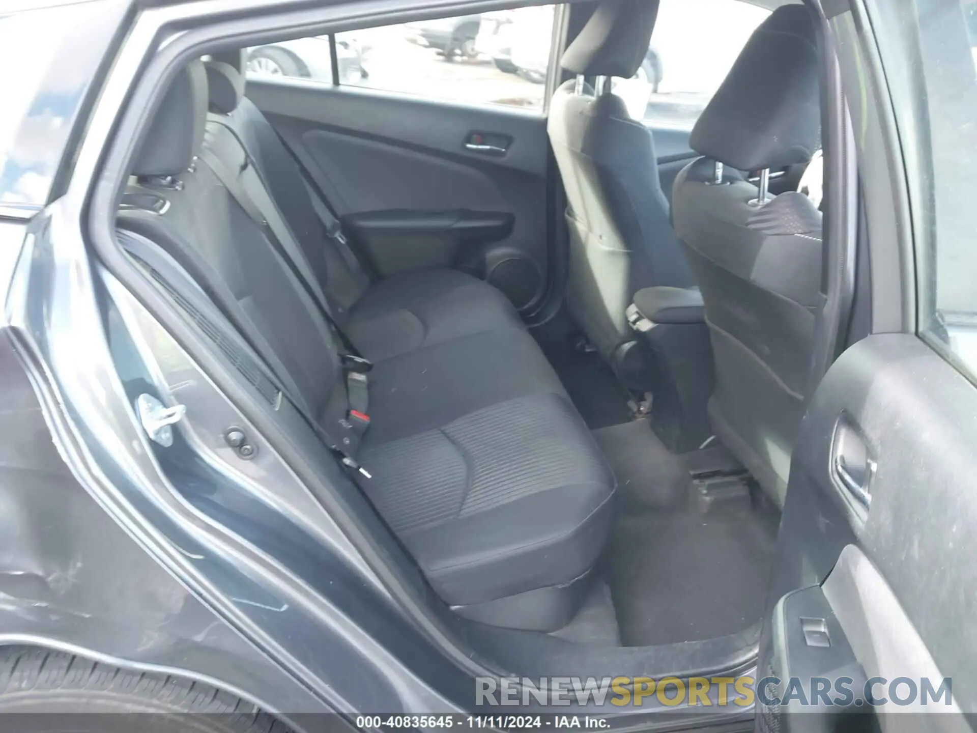 8 Photograph of a damaged car JTDKAMFP2N3226046 TOYOTA PRIUS PRIME 2022