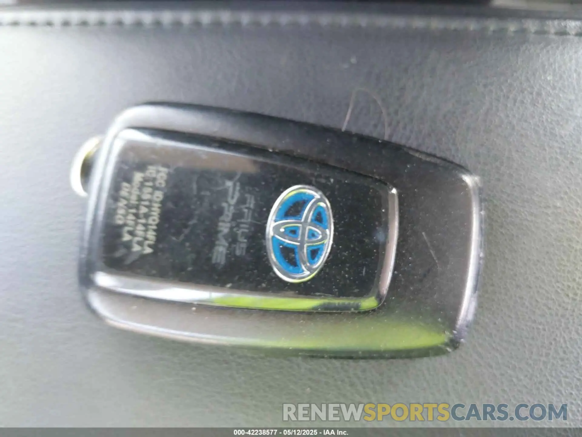 11 Photograph of a damaged car JTDKAMFP3N3202936 TOYOTA PRIUS PRIME 2022