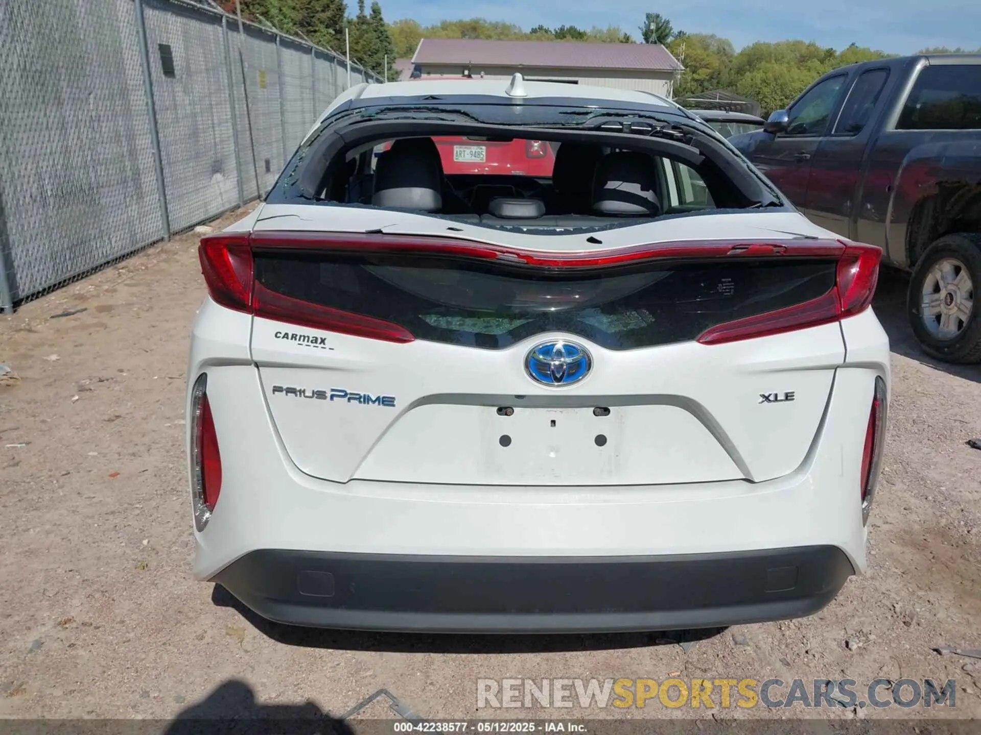16 Photograph of a damaged car JTDKAMFP3N3202936 TOYOTA PRIUS PRIME 2022