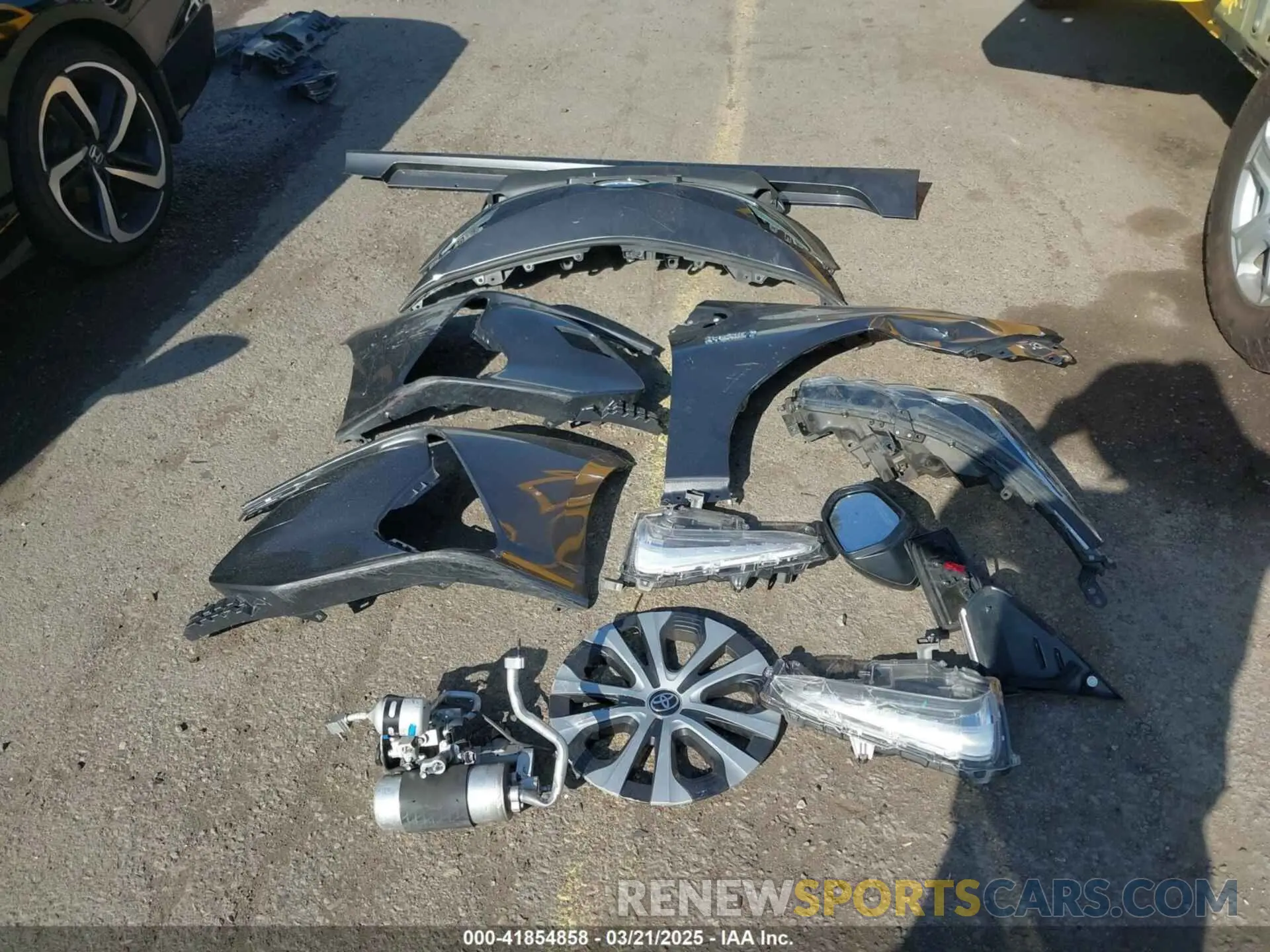 12 Photograph of a damaged car JTDKAMFP3N3229070 TOYOTA PRIUS PRIME 2022