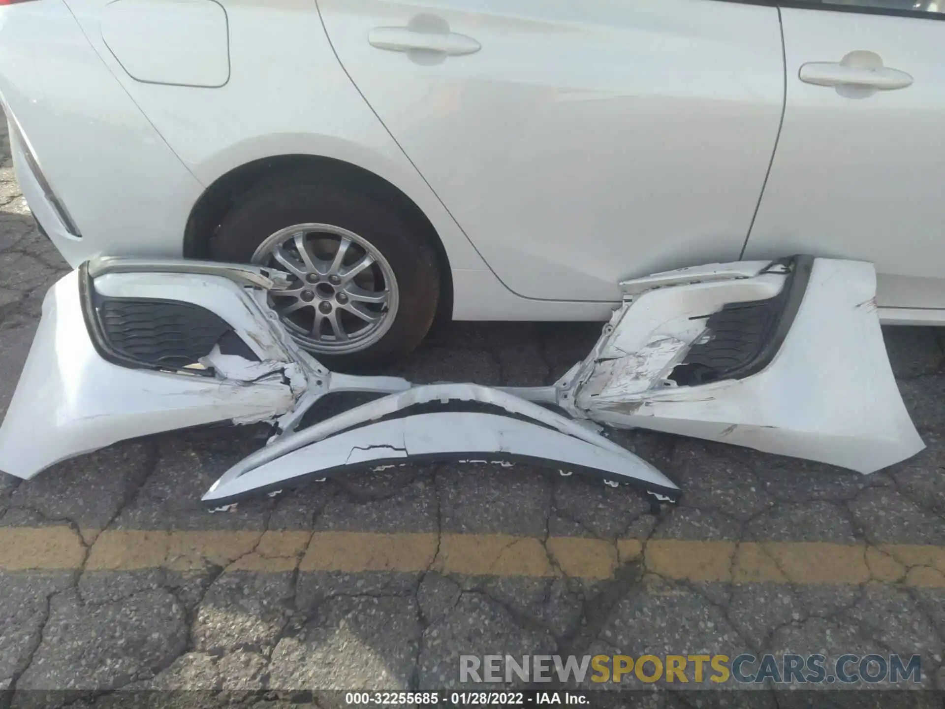 11 Photograph of a damaged car JTDKAMFP4N3200614 TOYOTA PRIUS PRIME 2022