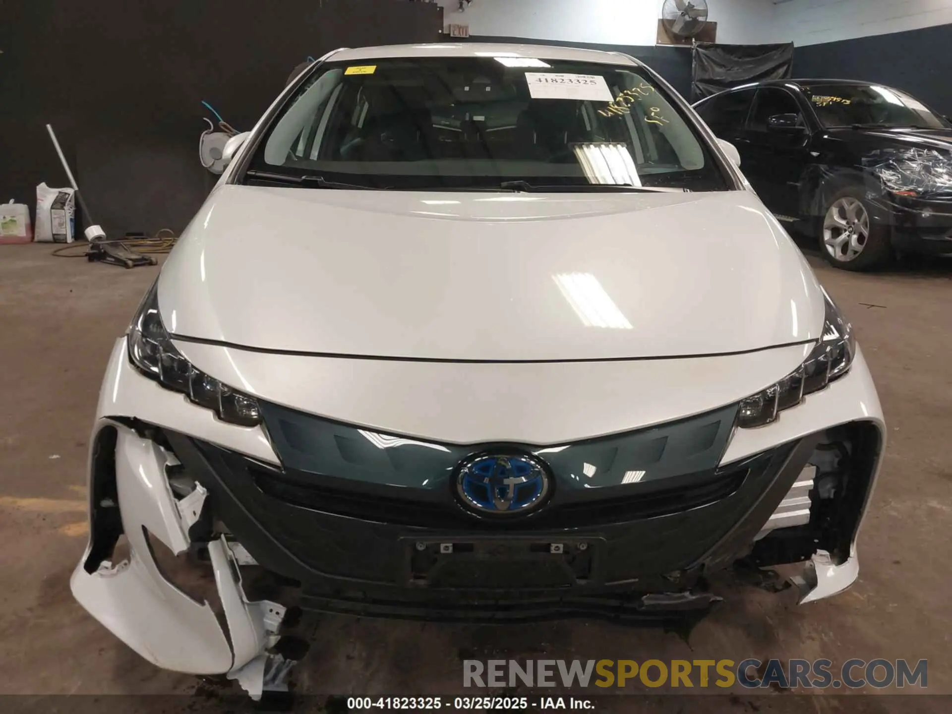 12 Photograph of a damaged car JTDKAMFP4N3204257 TOYOTA PRIUS PRIME 2022