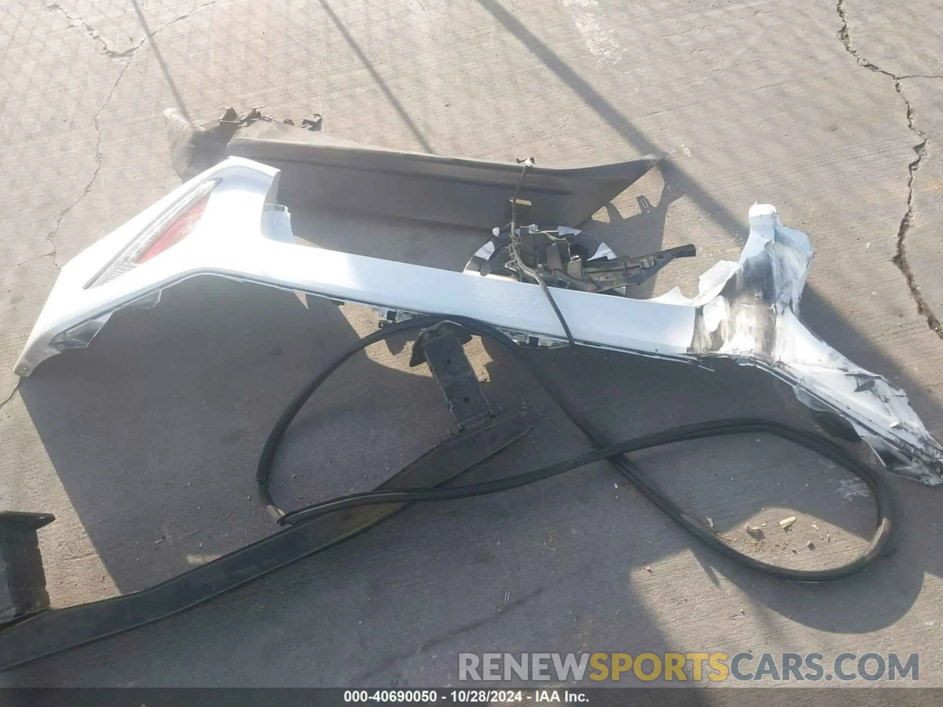 12 Photograph of a damaged car JTDKAMFP4N3221446 TOYOTA PRIUS PRIME 2022