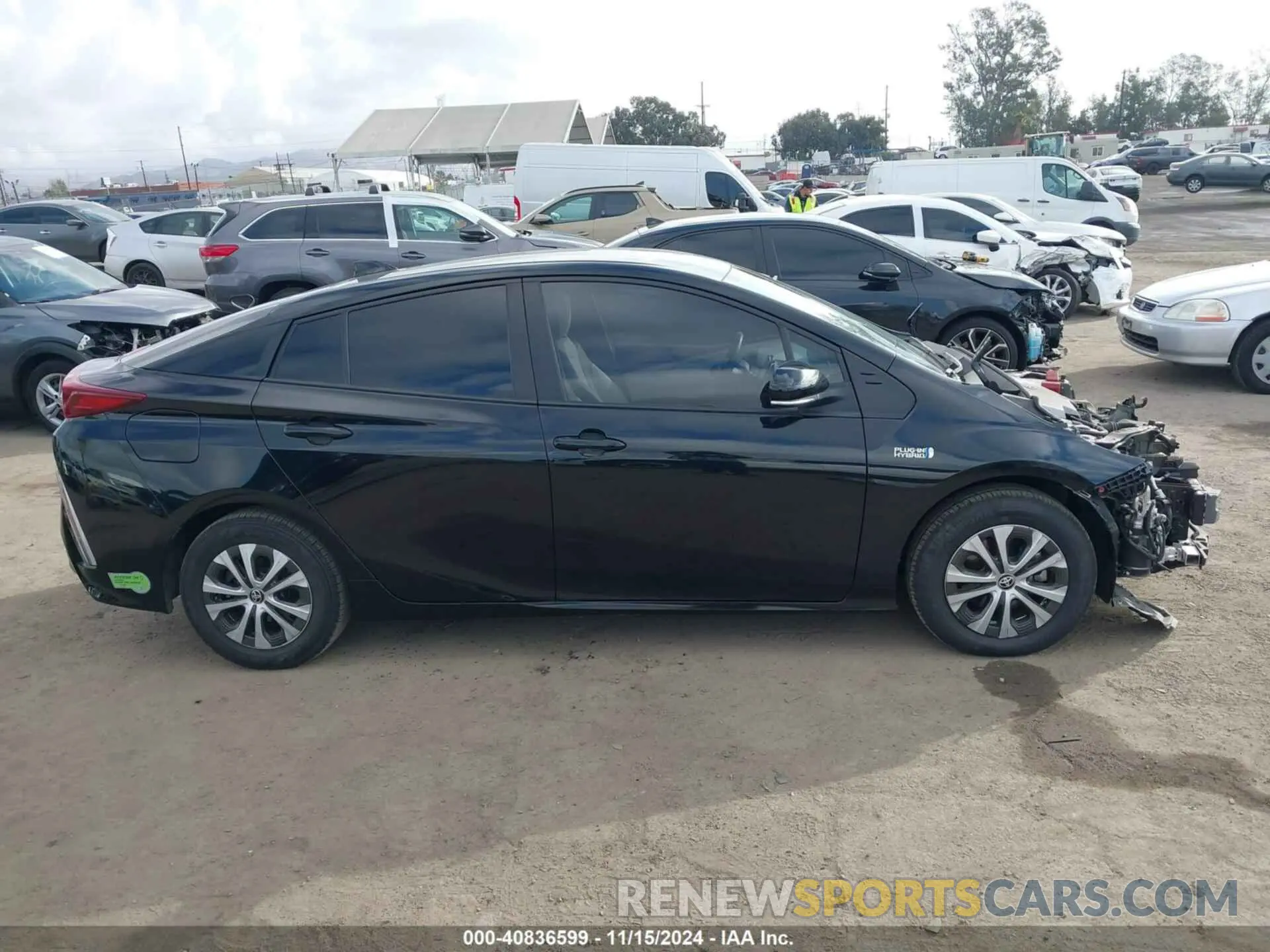 13 Photograph of a damaged car JTDKAMFP4N3223942 TOYOTA PRIUS PRIME 2022