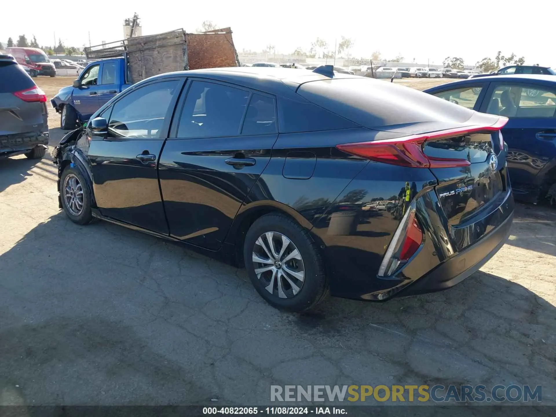 3 Photograph of a damaged car JTDKAMFP5N3225781 TOYOTA PRIUS PRIME 2022