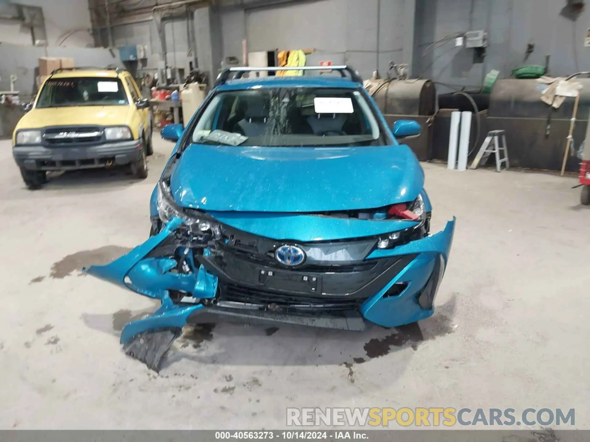 12 Photograph of a damaged car JTDKAMFP6N3228382 TOYOTA PRIUS PRIME 2022