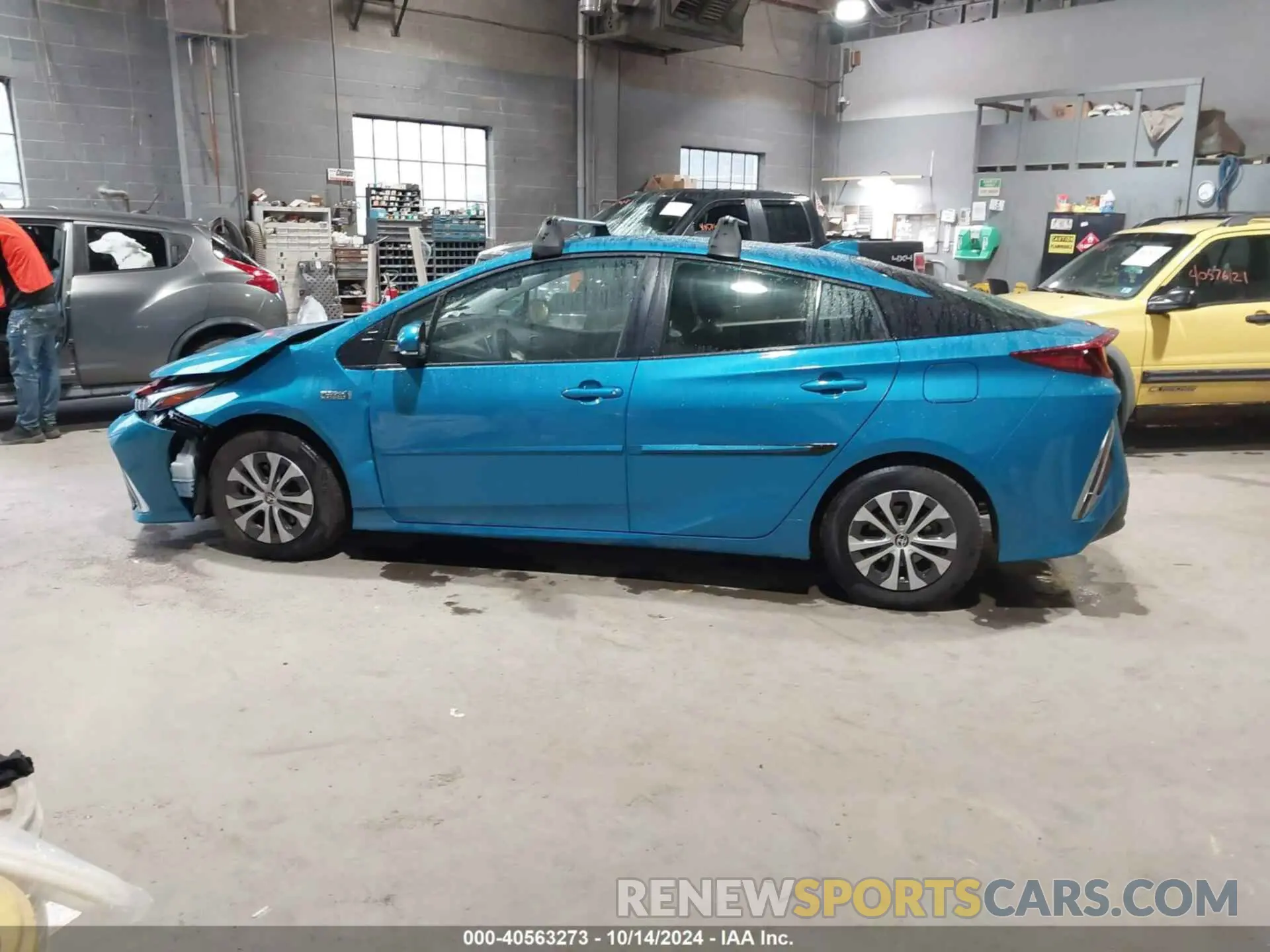 14 Photograph of a damaged car JTDKAMFP6N3228382 TOYOTA PRIUS PRIME 2022