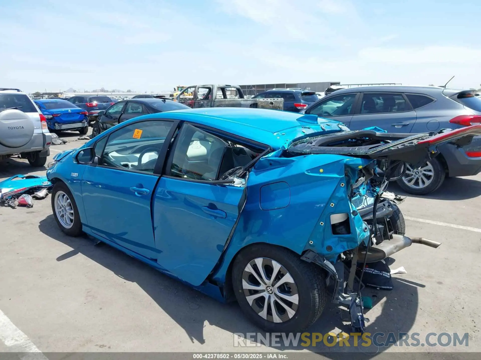 3 Photograph of a damaged car JTDKAMFP7N3205631 TOYOTA PRIUS PRIME 2022