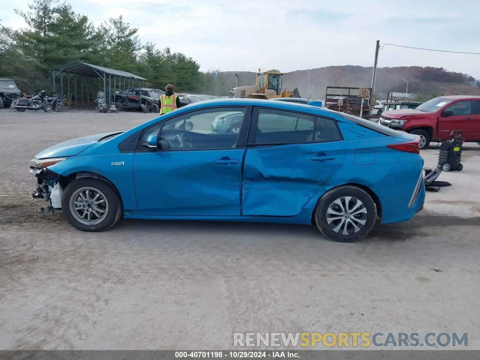 15 Photograph of a damaged car JTDKAMFP7N3224843 TOYOTA PRIUS PRIME 2022