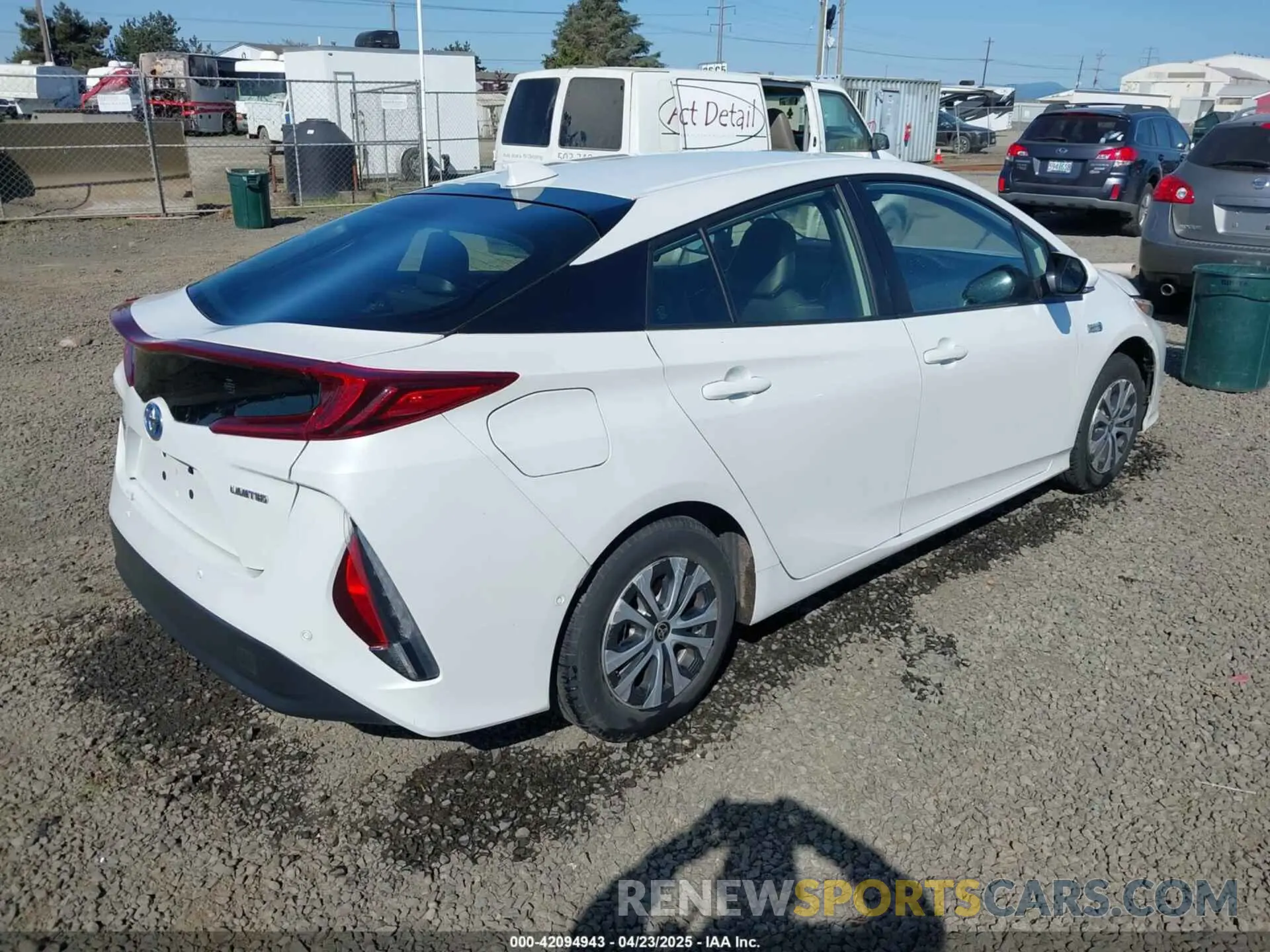4 Photograph of a damaged car JTDKAMFP8N3198379 TOYOTA PRIUS PRIME 2022