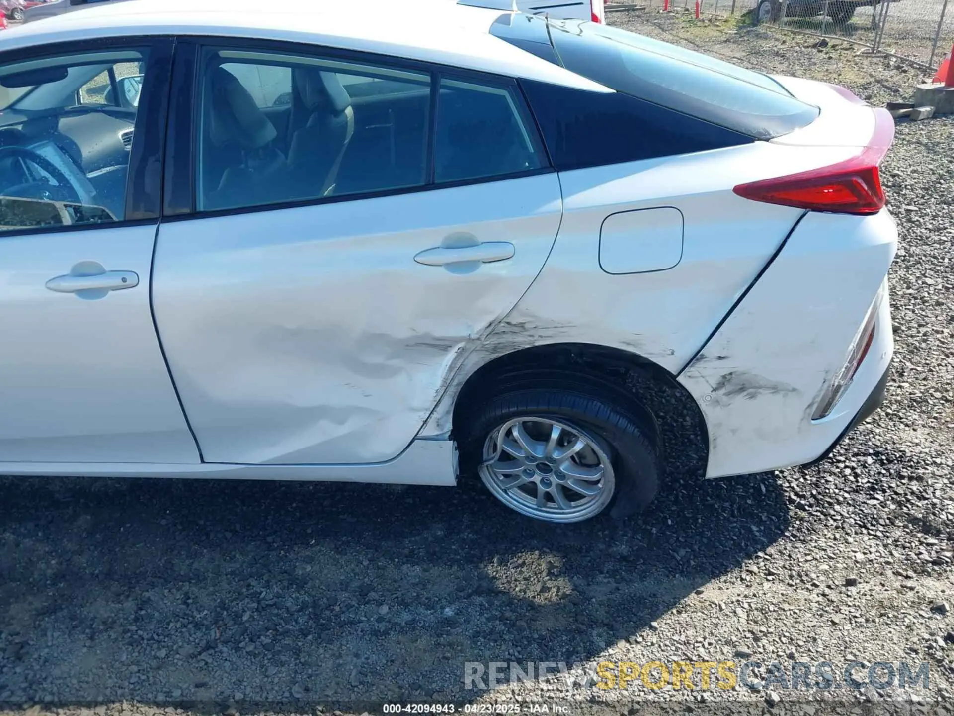 6 Photograph of a damaged car JTDKAMFP8N3198379 TOYOTA PRIUS PRIME 2022