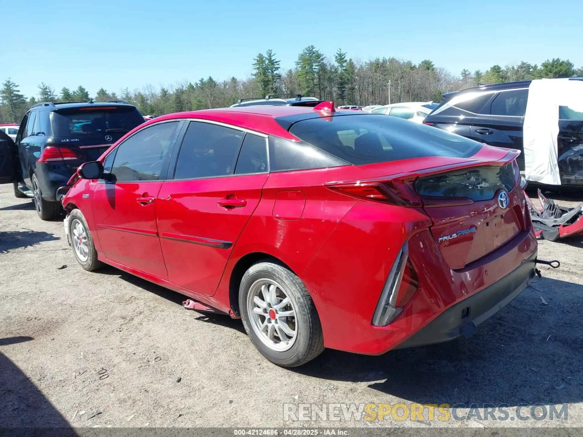 3 Photograph of a damaged car JTDKAMFP8N3212636 TOYOTA PRIUS PRIME 2022