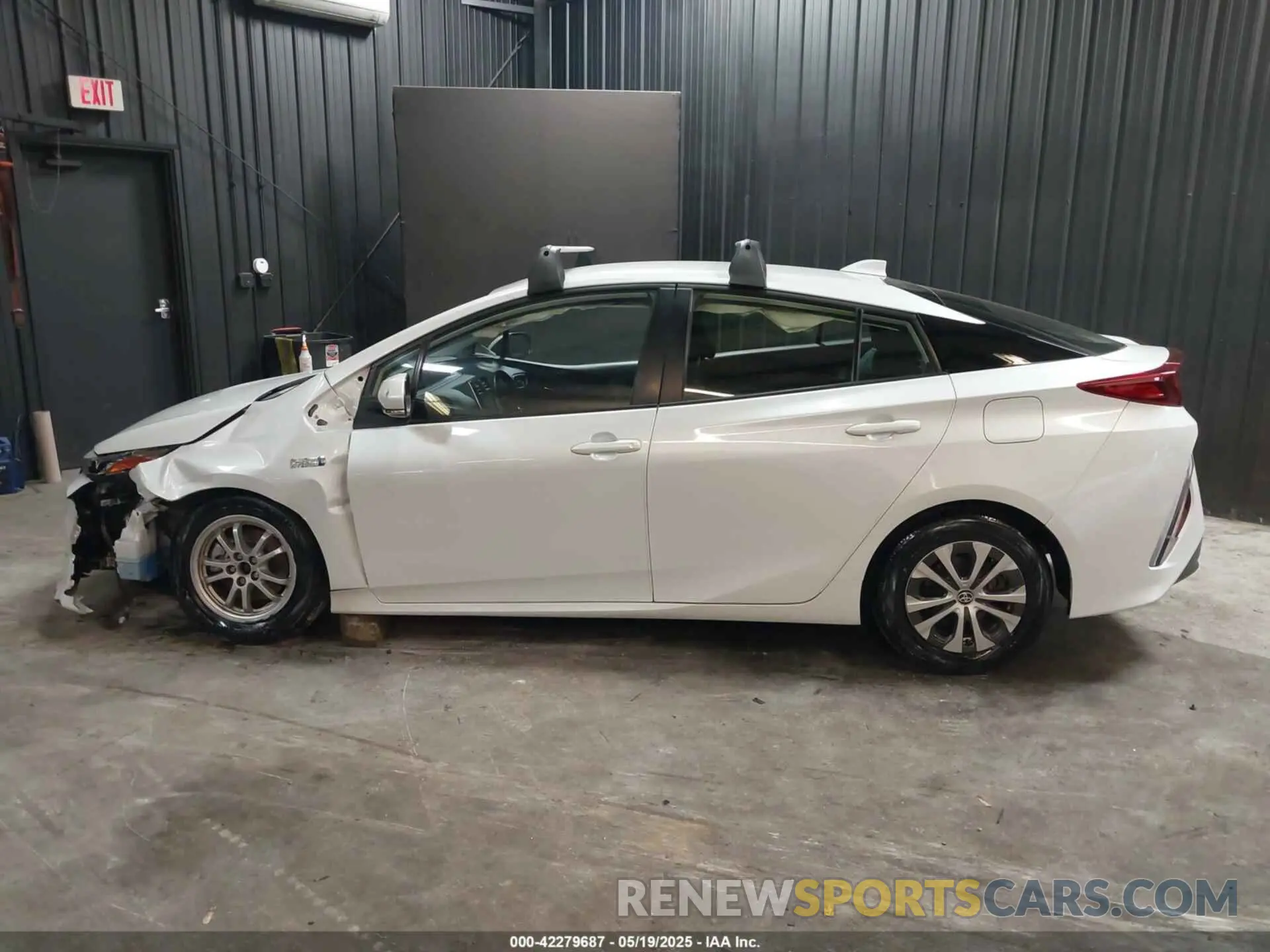 15 Photograph of a damaged car JTDKAMFP8N3214449 TOYOTA PRIUS PRIME 2022