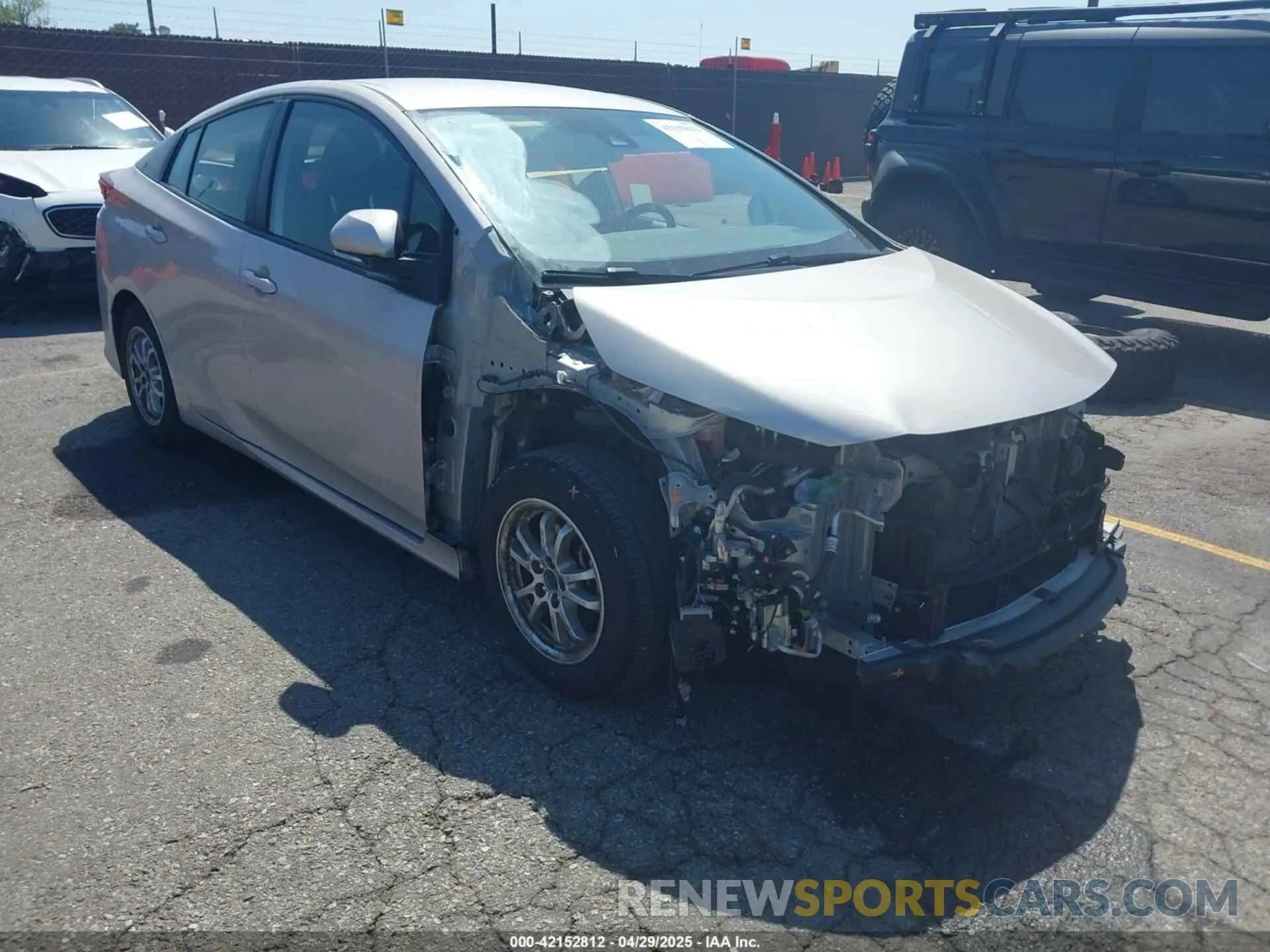 1 Photograph of a damaged car JTDKAMFP9N3206943 TOYOTA PRIUS PRIME 2022