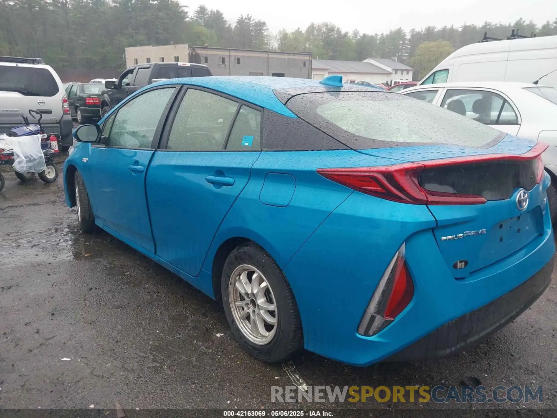 14 Photograph of a damaged car JTDKAMFPXN3198643 TOYOTA PRIUS PRIME 2022