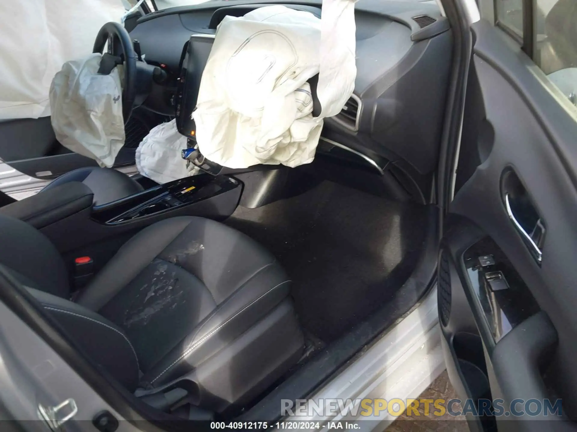 5 Photograph of a damaged car JTDKAMFPXN3225341 TOYOTA PRIUS PRIME 2022