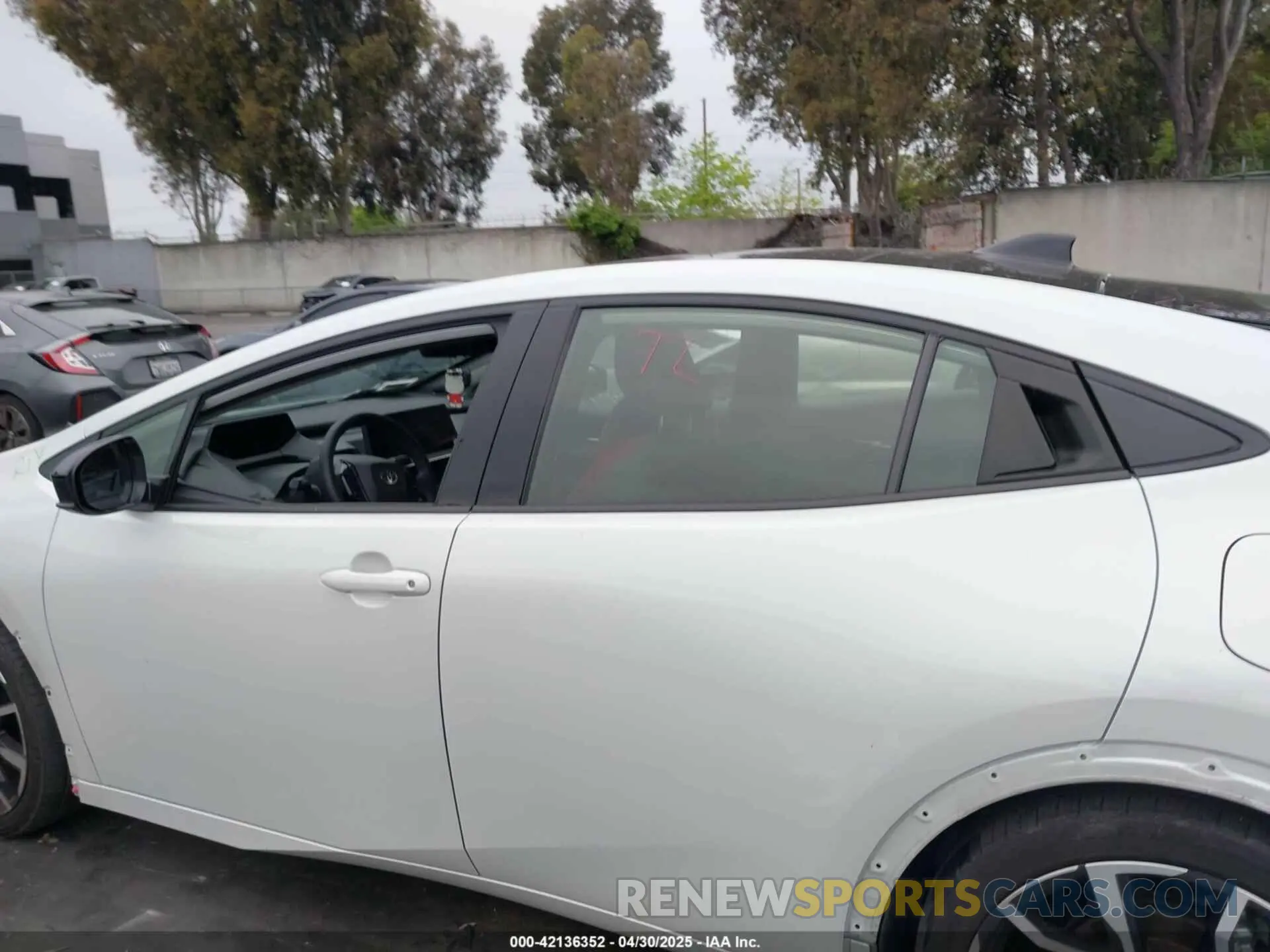 15 Photograph of a damaged car JTDACACU5P3000181 TOYOTA PRIUS PRIME 2023