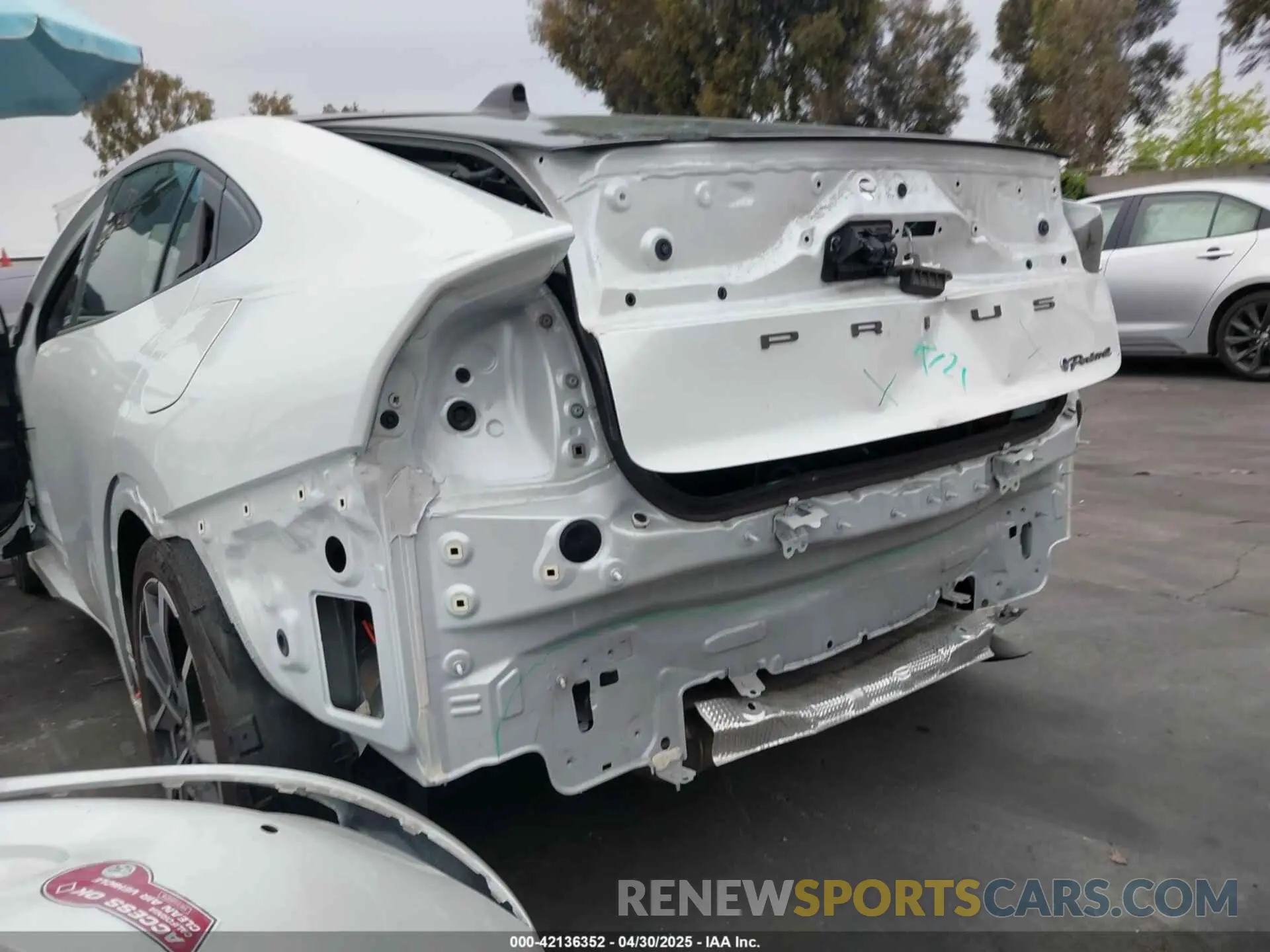 18 Photograph of a damaged car JTDACACU5P3000181 TOYOTA PRIUS PRIME 2023