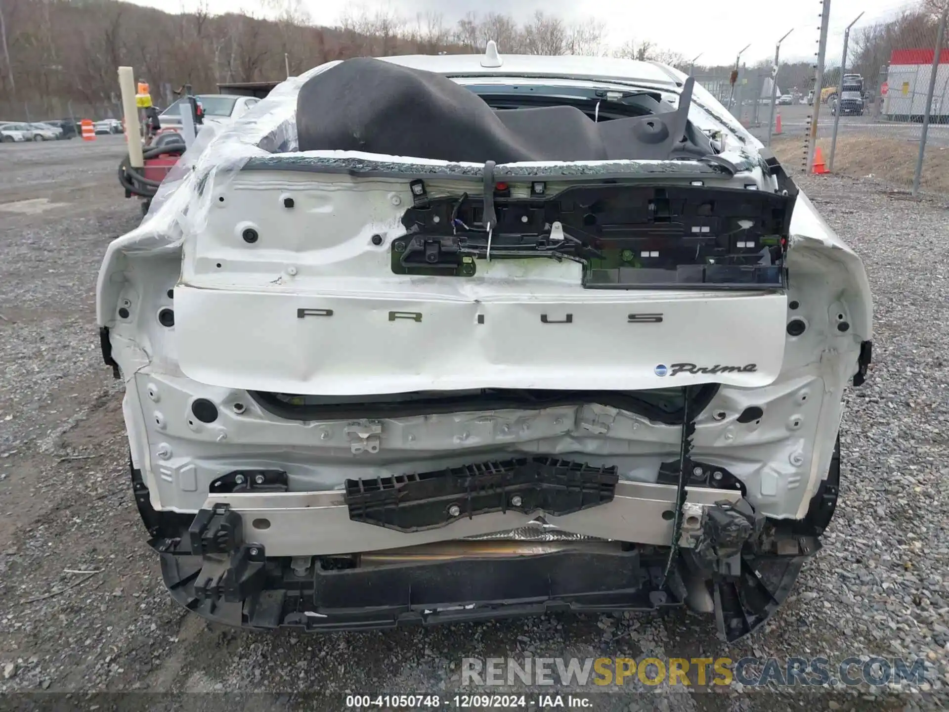 6 Photograph of a damaged car JTDACACUXP3004064 TOYOTA PRIUS PRIME 2023