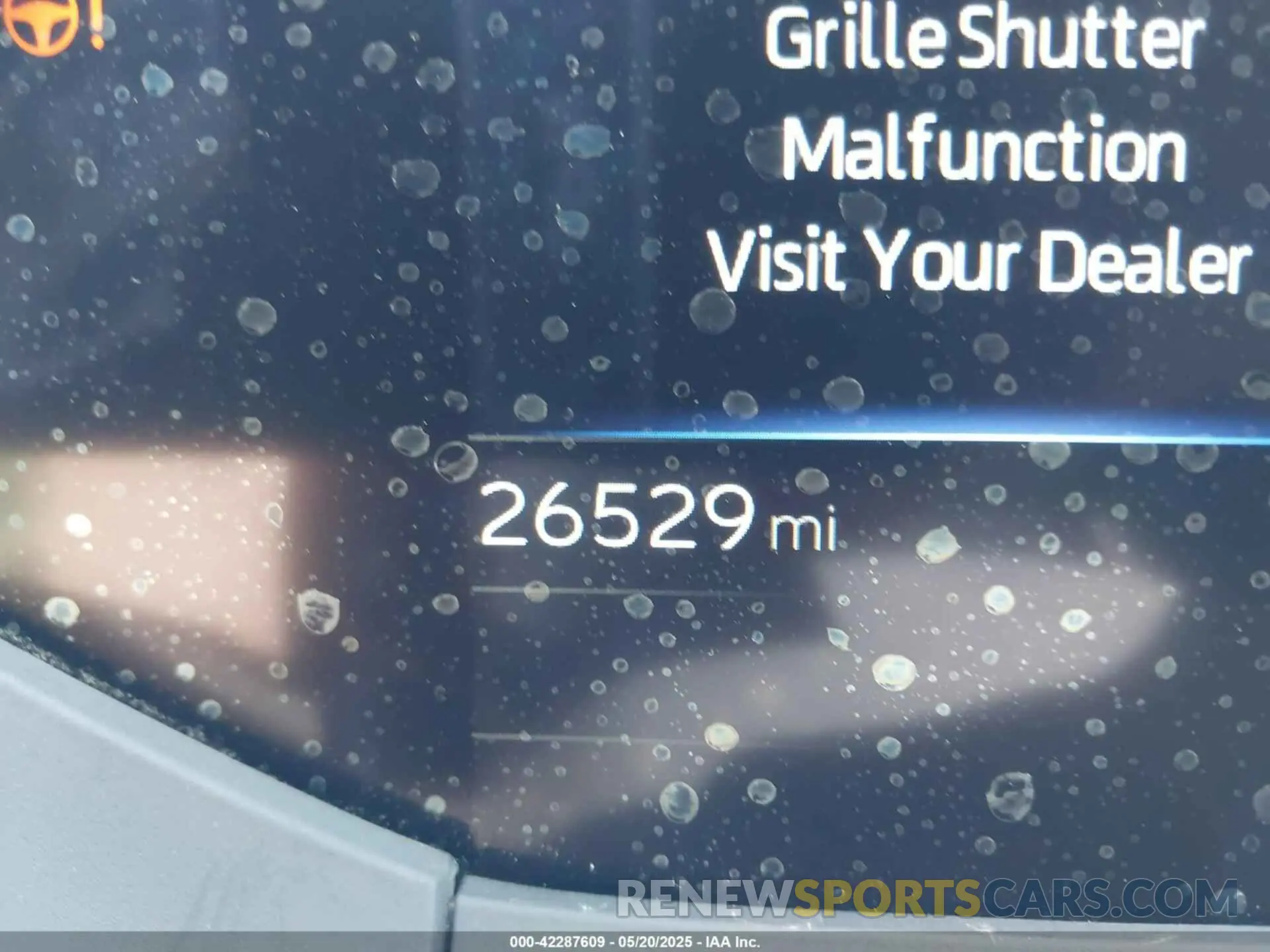 15 Photograph of a damaged car JTDACACUXP3010141 TOYOTA PRIUS PRIME 2023