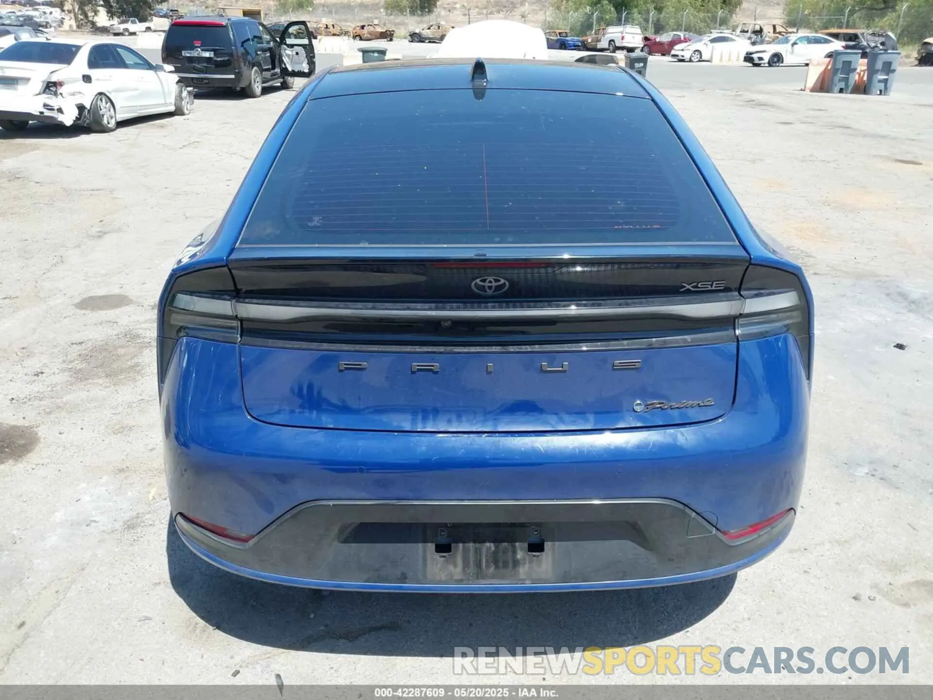 16 Photograph of a damaged car JTDACACUXP3010141 TOYOTA PRIUS PRIME 2023