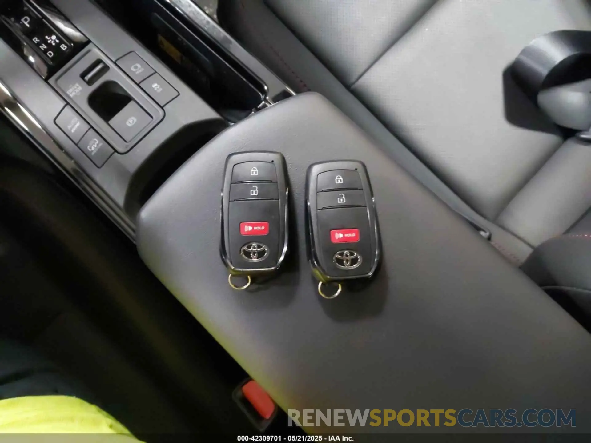 11 Photograph of a damaged car JTDACACU7R3033444 TOYOTA PRIUS PRIME 2024
