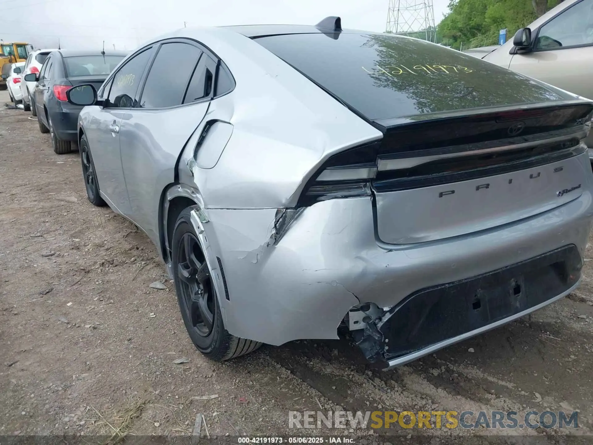 6 Photograph of a damaged car JTDACACUXR3017433 TOYOTA PRIUS PRIME 2024