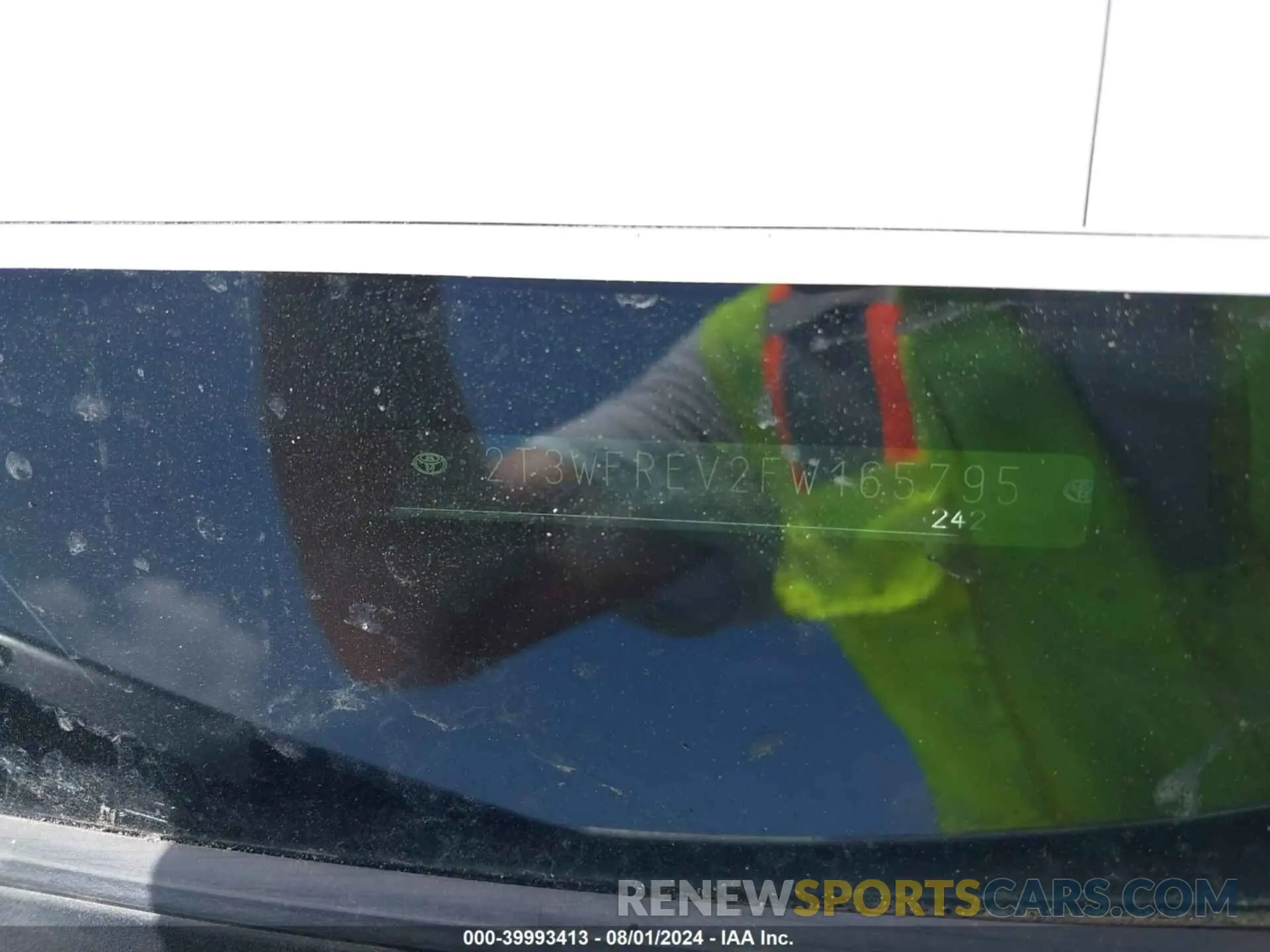 9 Photograph of a damaged car 2T3WFREV2FW165795 TOYOTA RAV4 2015