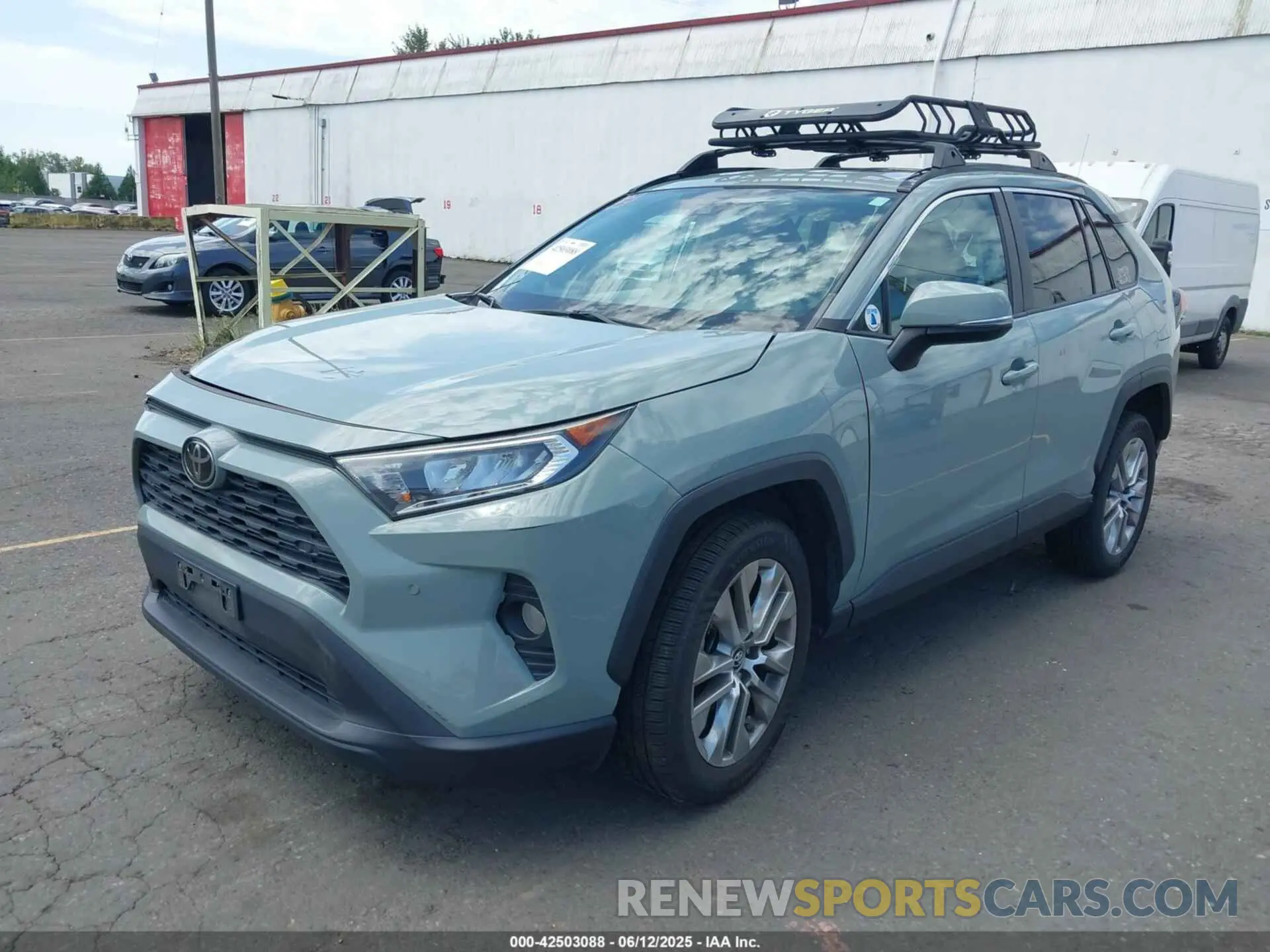 2 Photograph of a damaged car 2T3A1RFV0KC011797 TOYOTA RAV4 2019