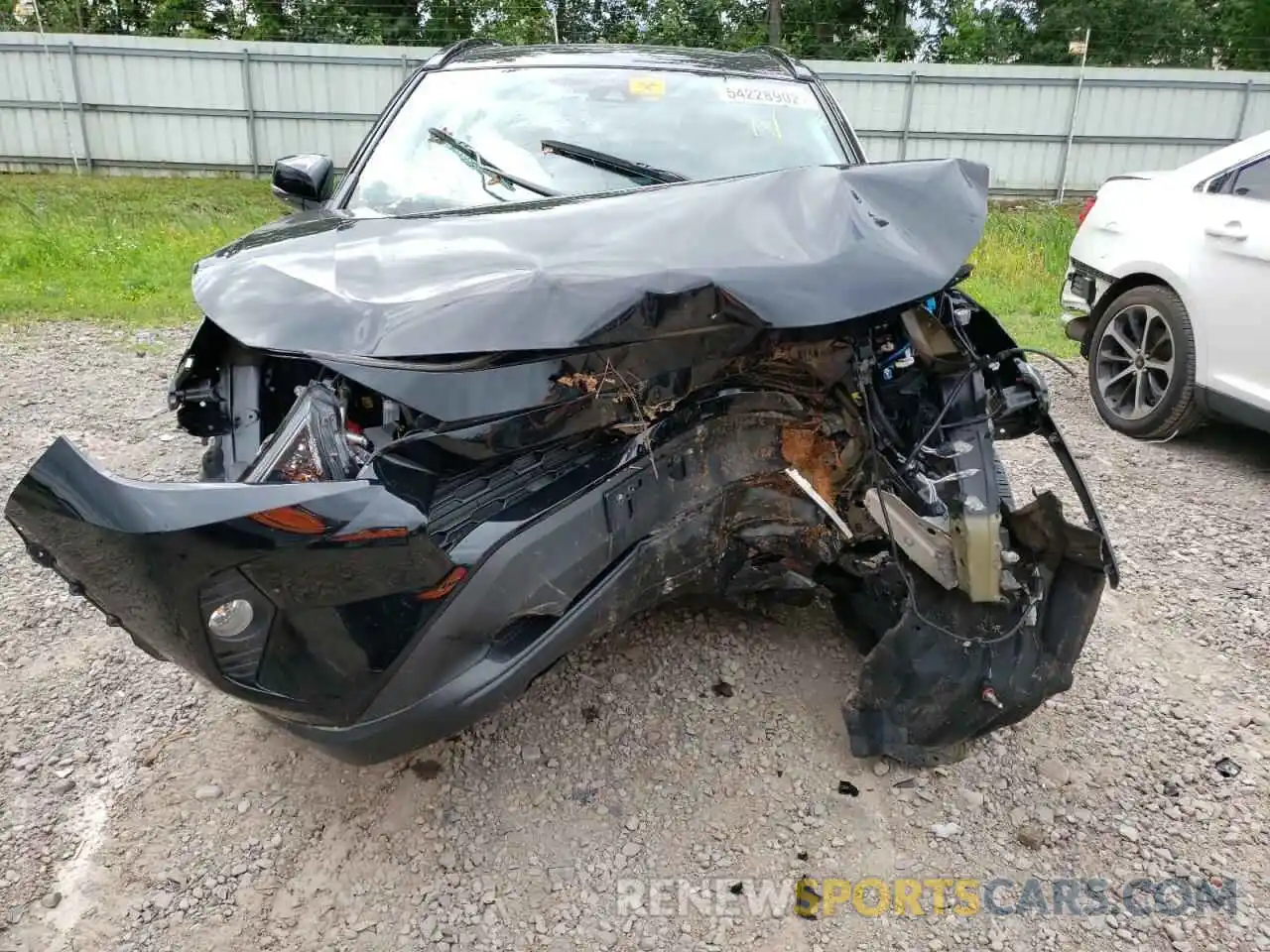 9 Photograph of a damaged car 2T3A1RFV0KC036652 TOYOTA RAV4 2019