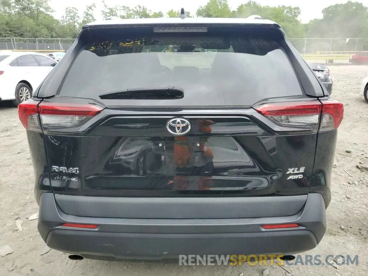 6 Photograph of a damaged car 2T3A1RFV0KW045074 TOYOTA RAV4 2019