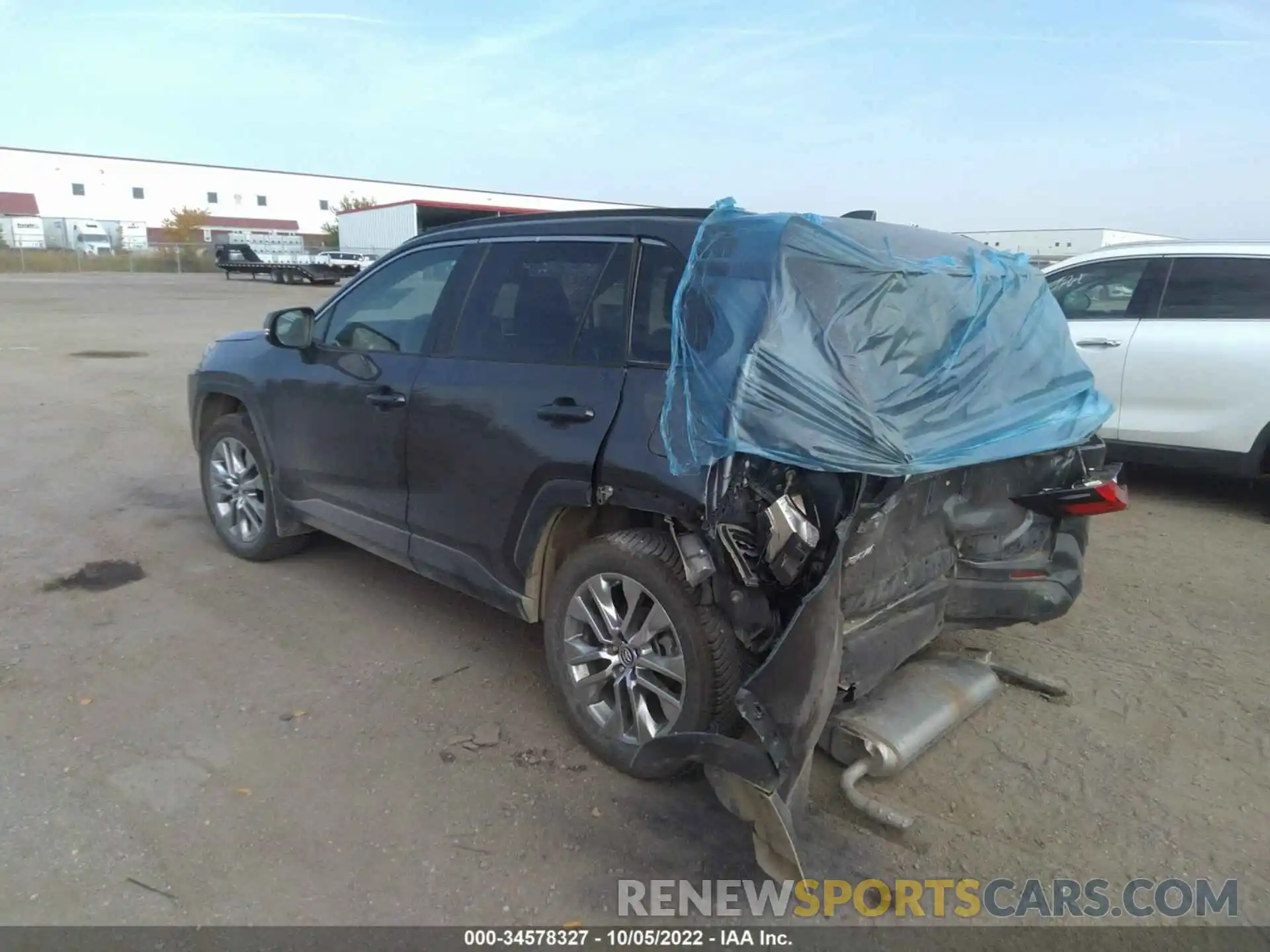 3 Photograph of a damaged car 2T3A1RFV0KW054826 TOYOTA RAV4 2019