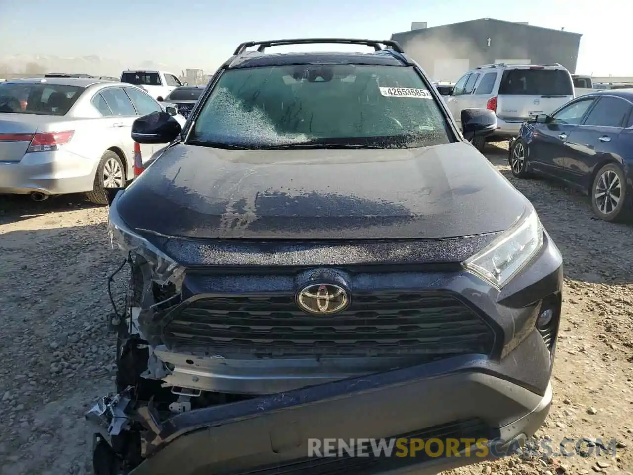 5 Photograph of a damaged car 2T3A1RFV0KW079757 TOYOTA RAV4 2019