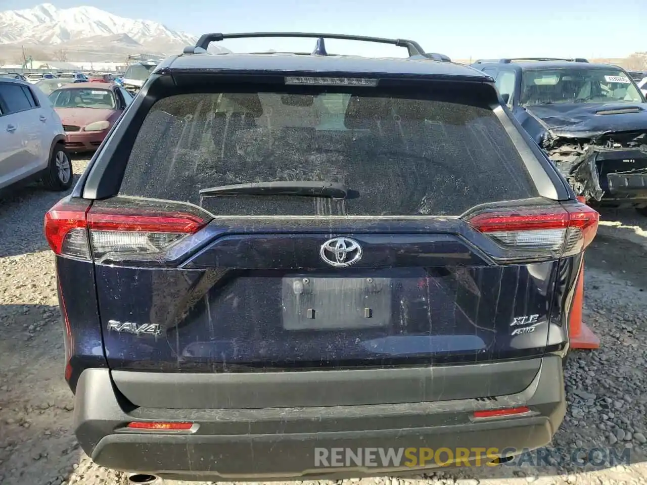 6 Photograph of a damaged car 2T3A1RFV0KW079757 TOYOTA RAV4 2019