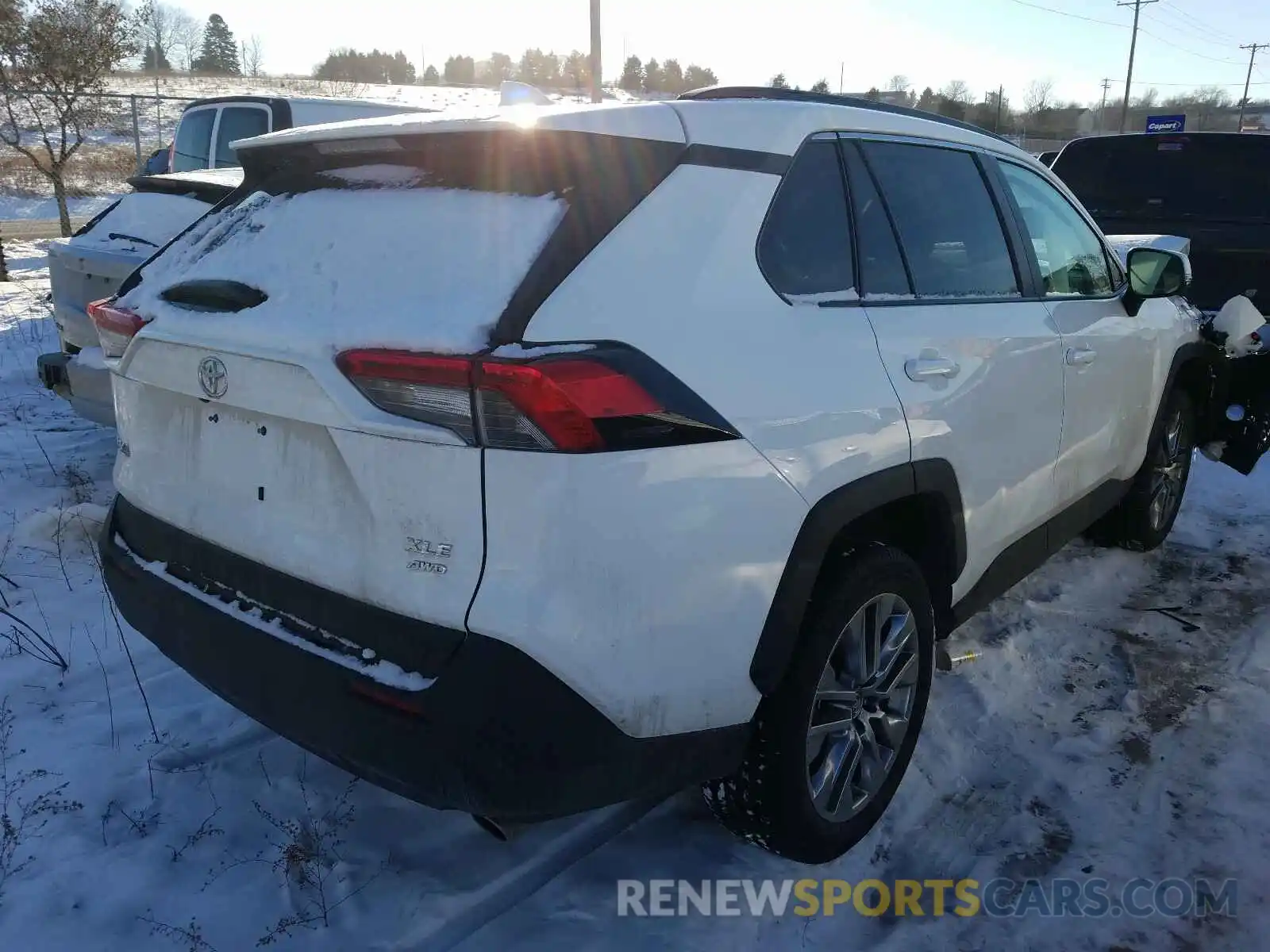 4 Photograph of a damaged car 2T3A1RFV0KW079774 TOYOTA RAV4 2019