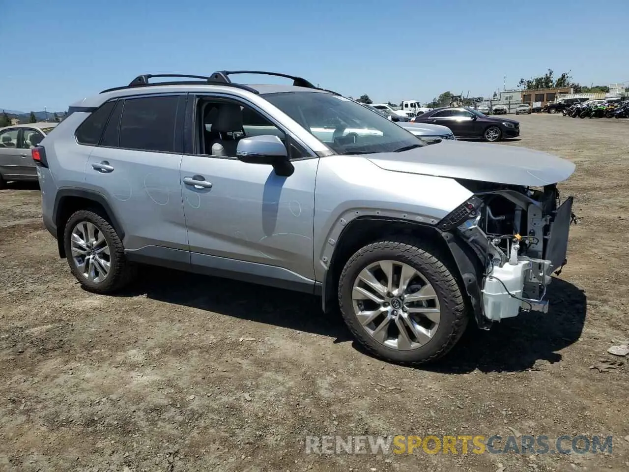 4 Photograph of a damaged car 2T3A1RFV0KW083176 TOYOTA RAV4 2019
