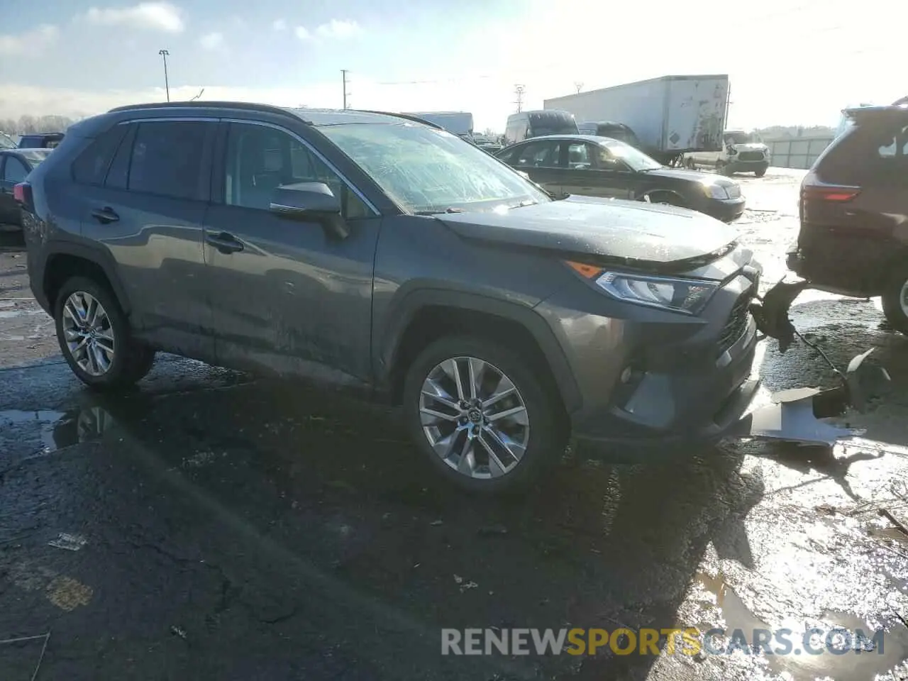 4 Photograph of a damaged car 2T3A1RFV1KC012120 TOYOTA RAV4 2019
