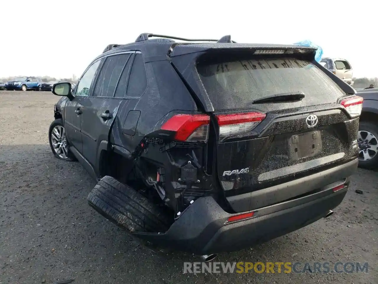 3 Photograph of a damaged car 2T3A1RFV1KW023844 TOYOTA RAV4 2019